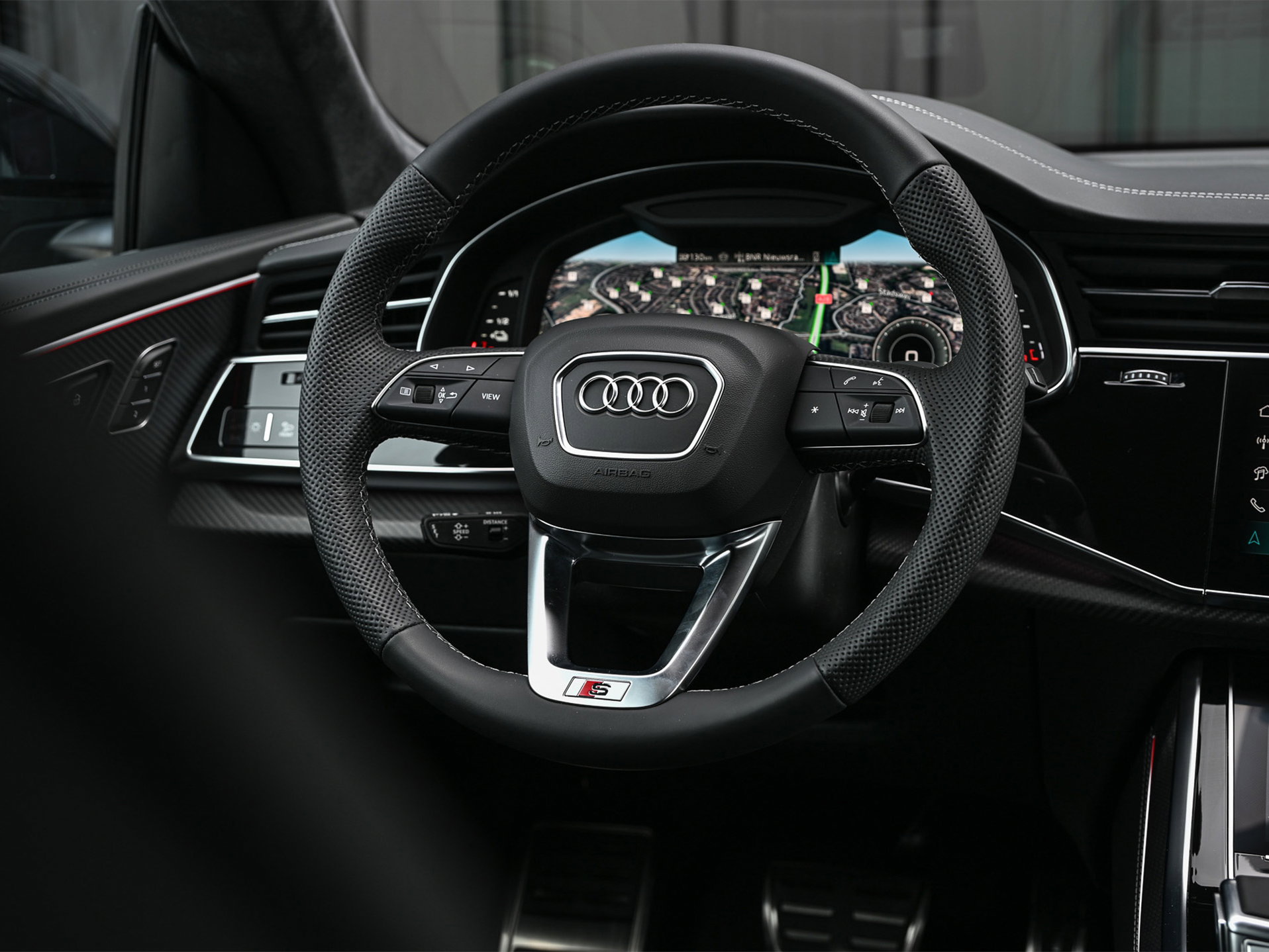 Audi Q8 - 45
