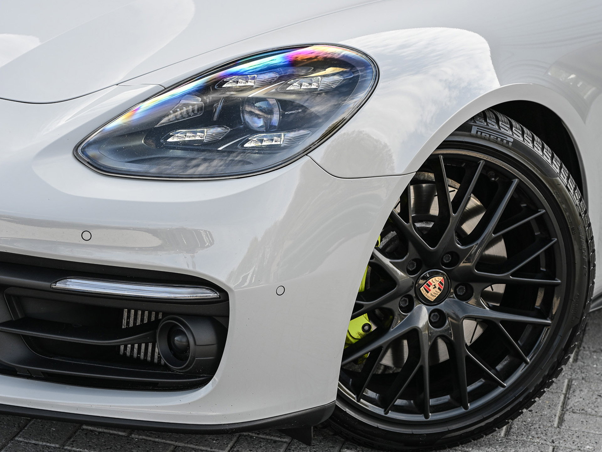 Porsche Panamera - 8