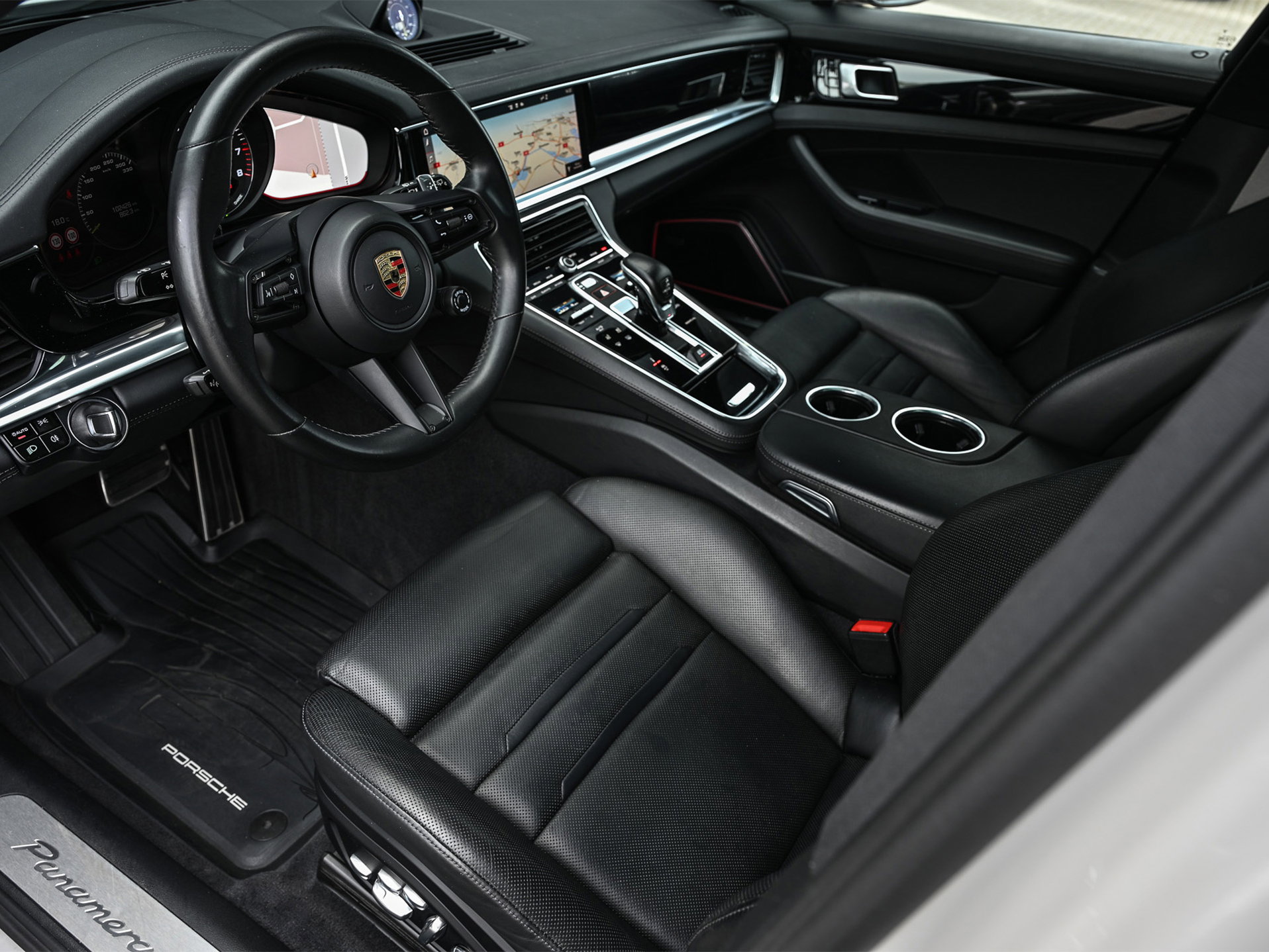 Porsche Panamera - 14