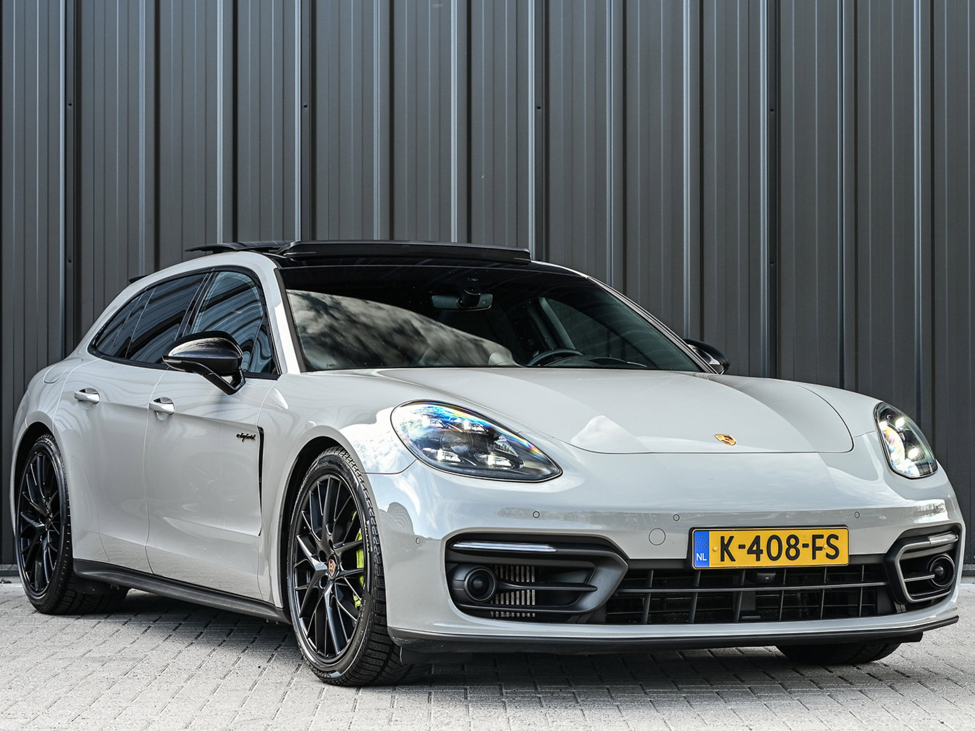 Porsche Panamera - 49