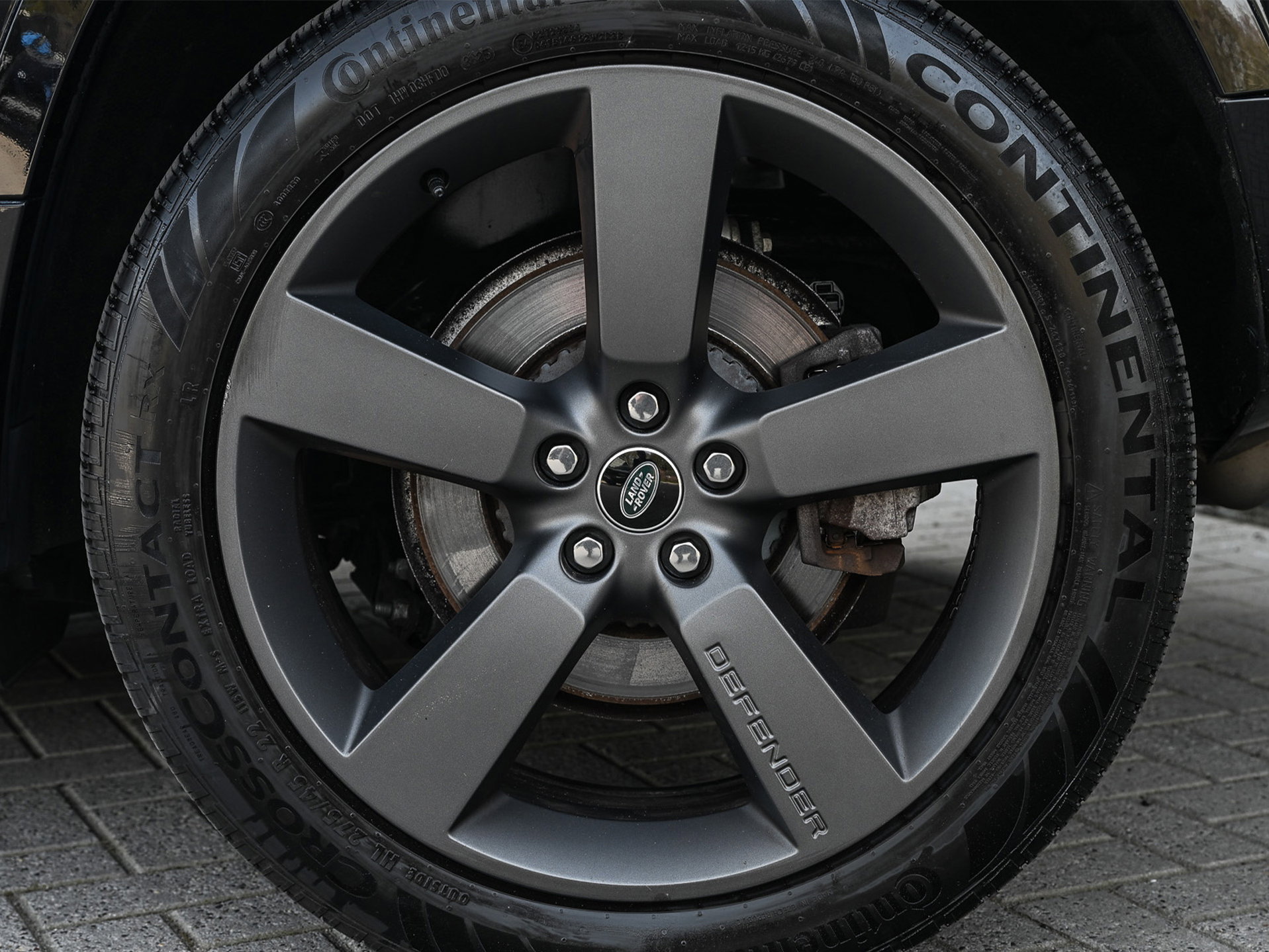 Land Rover Defender - 9