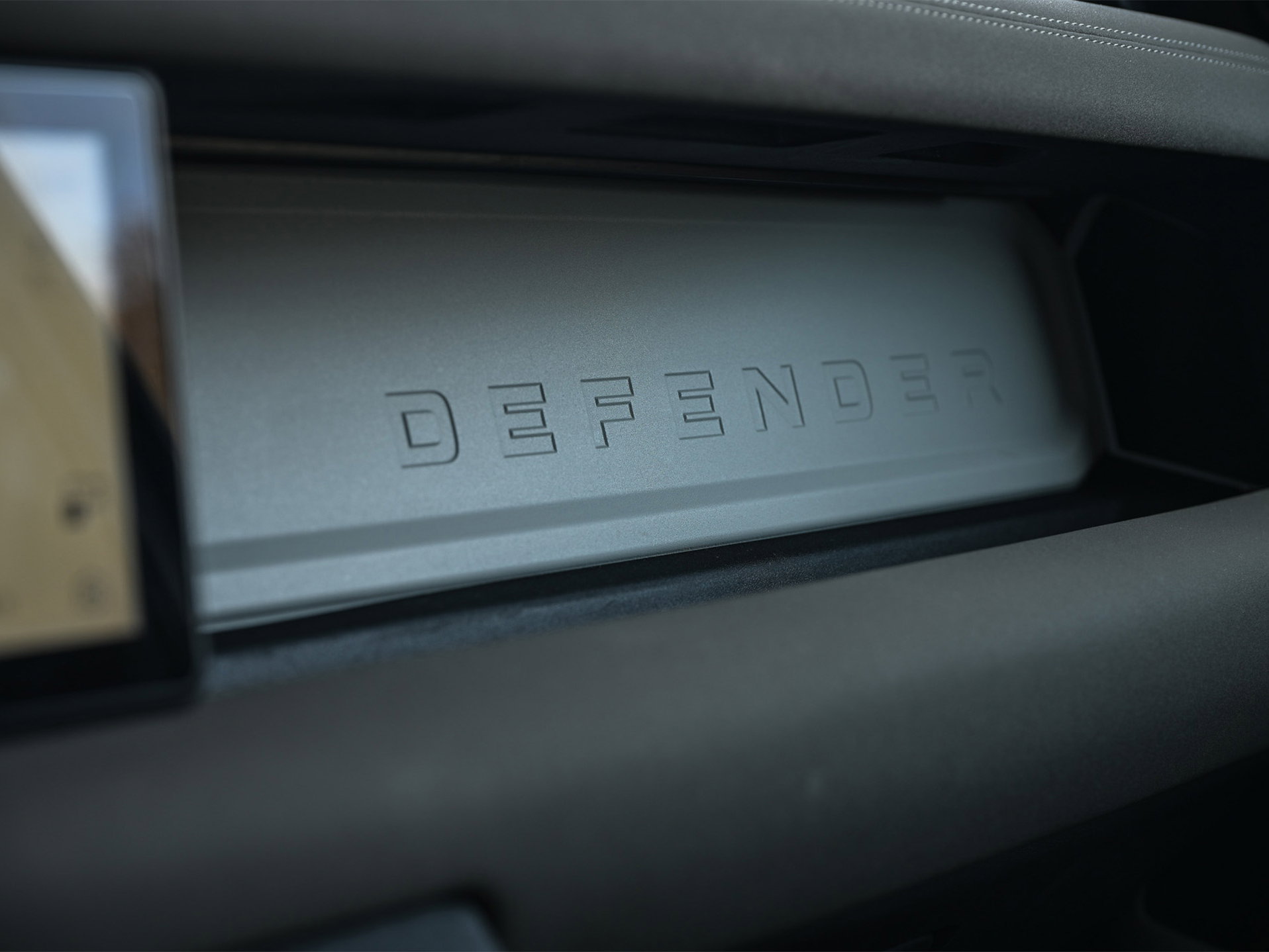 Land Rover Defender - 40