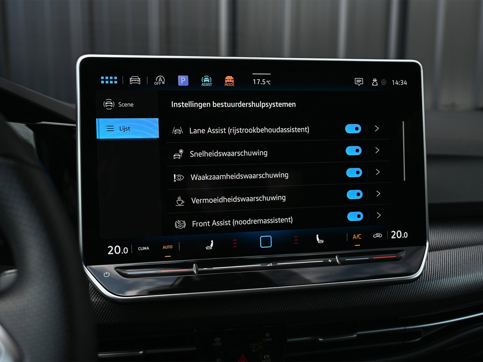 Volkswagen Golf - 19