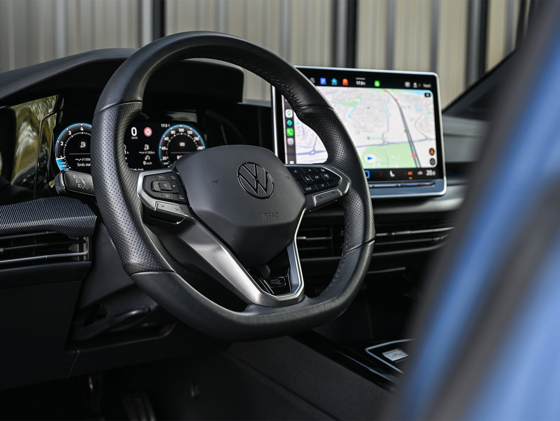 Volkswagen Golf - 28