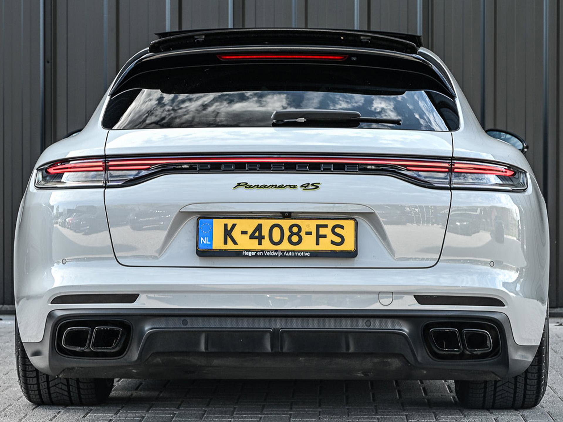 Porsche Panamera - 28