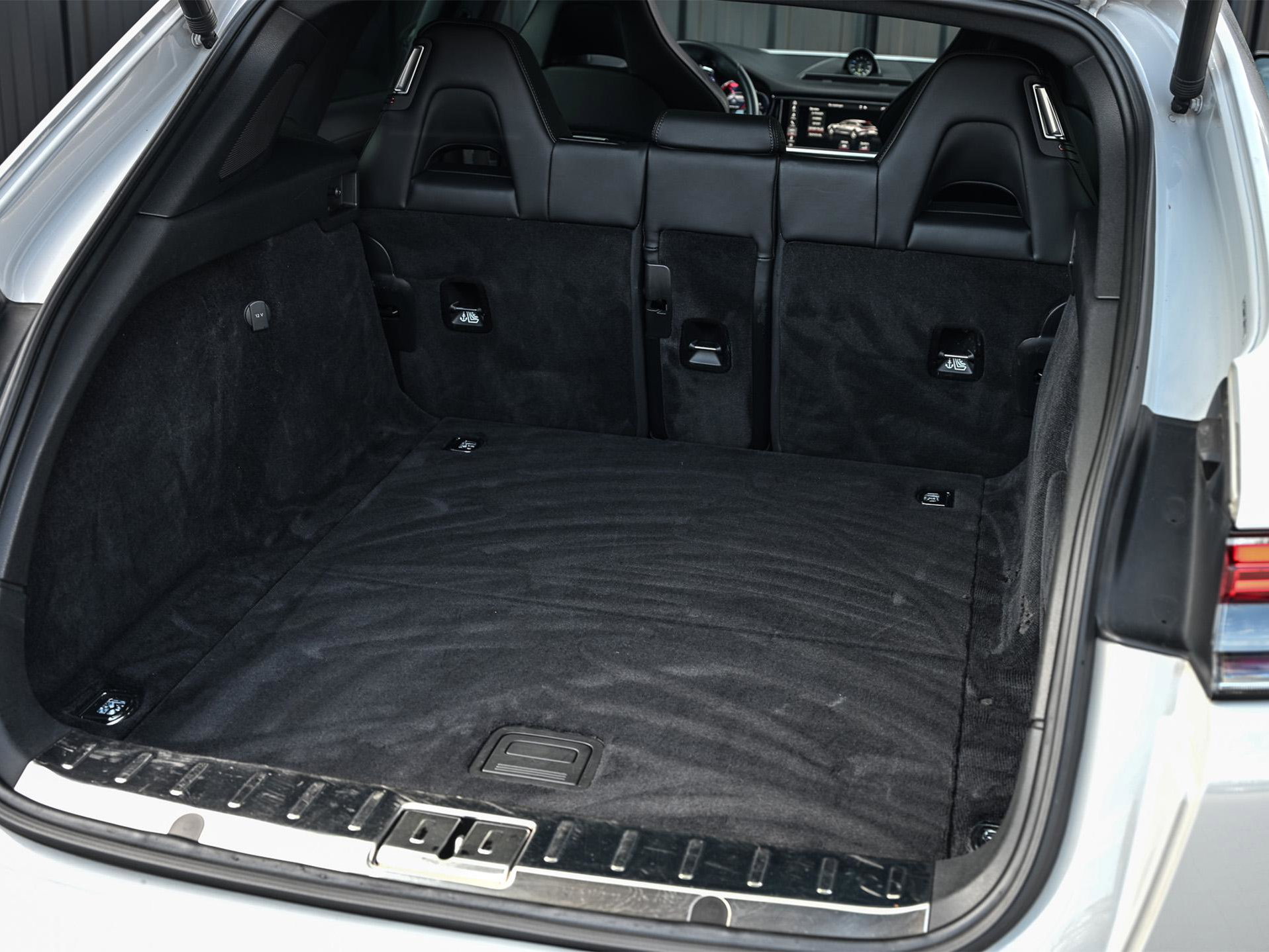 Porsche Panamera - 47
