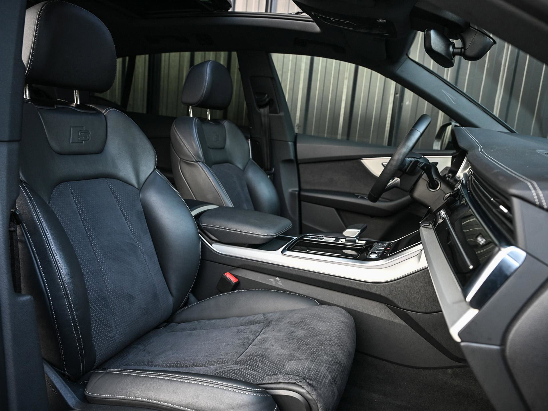 Audi Q8 - 1
