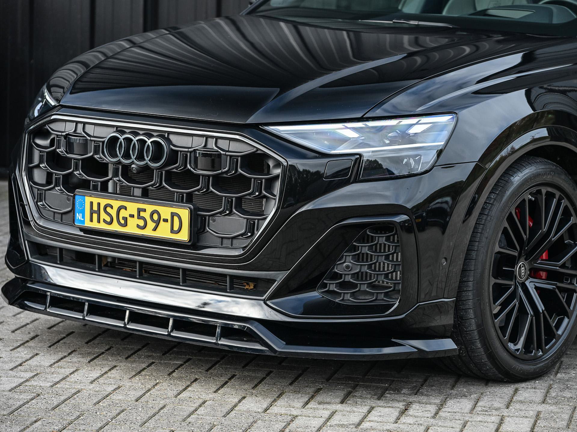 Audi Q8 - 30