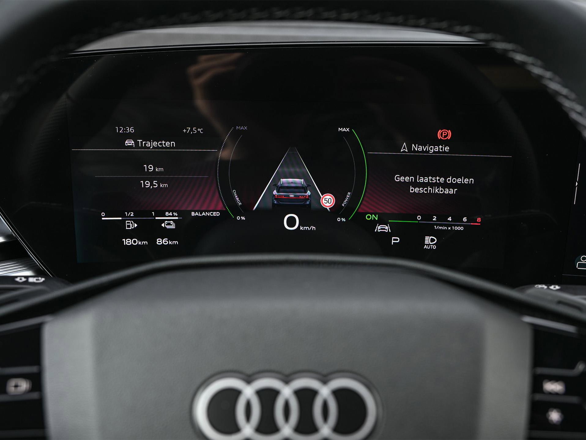 Audi A6 - 4