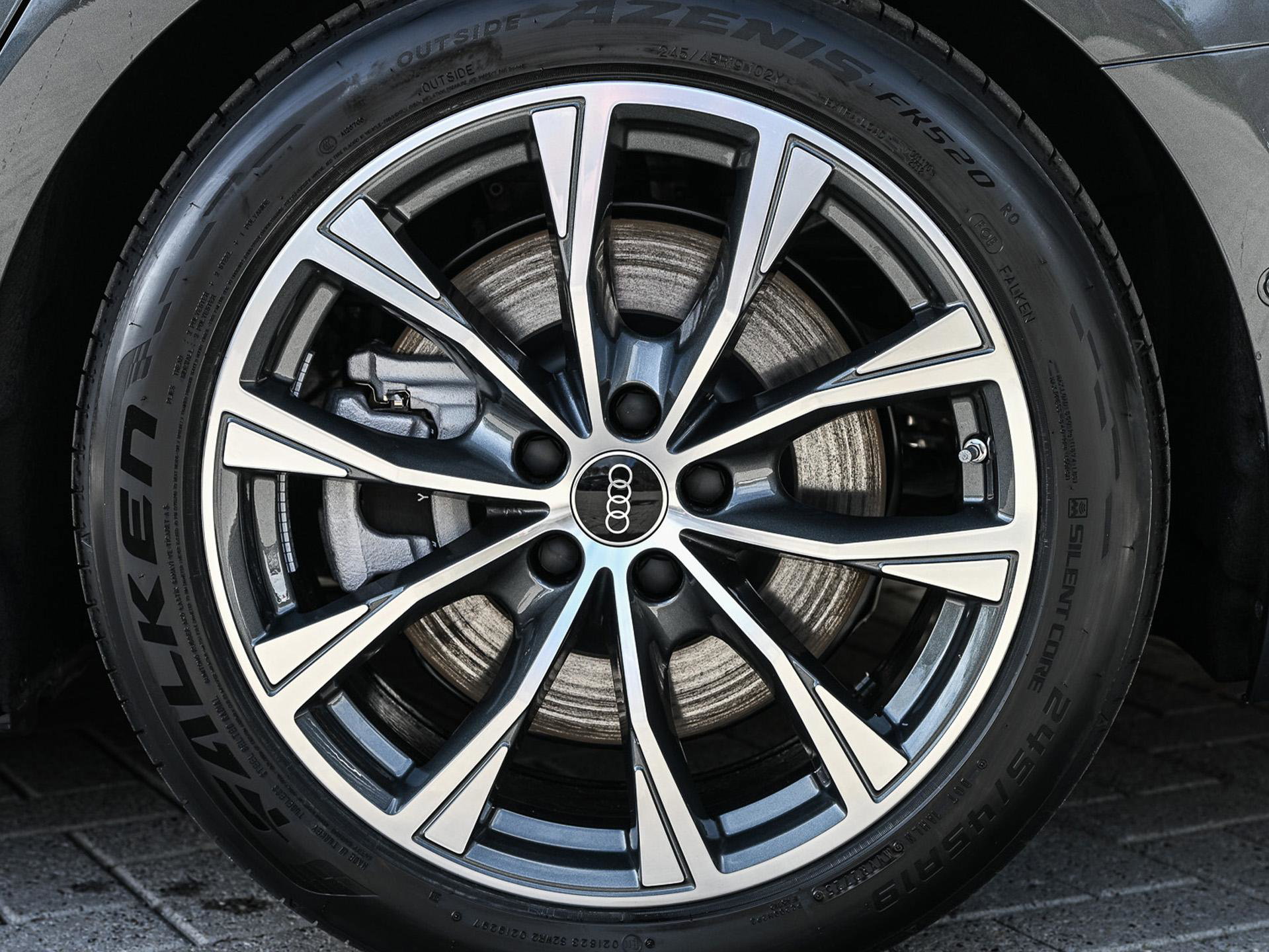 Audi A6 - 8