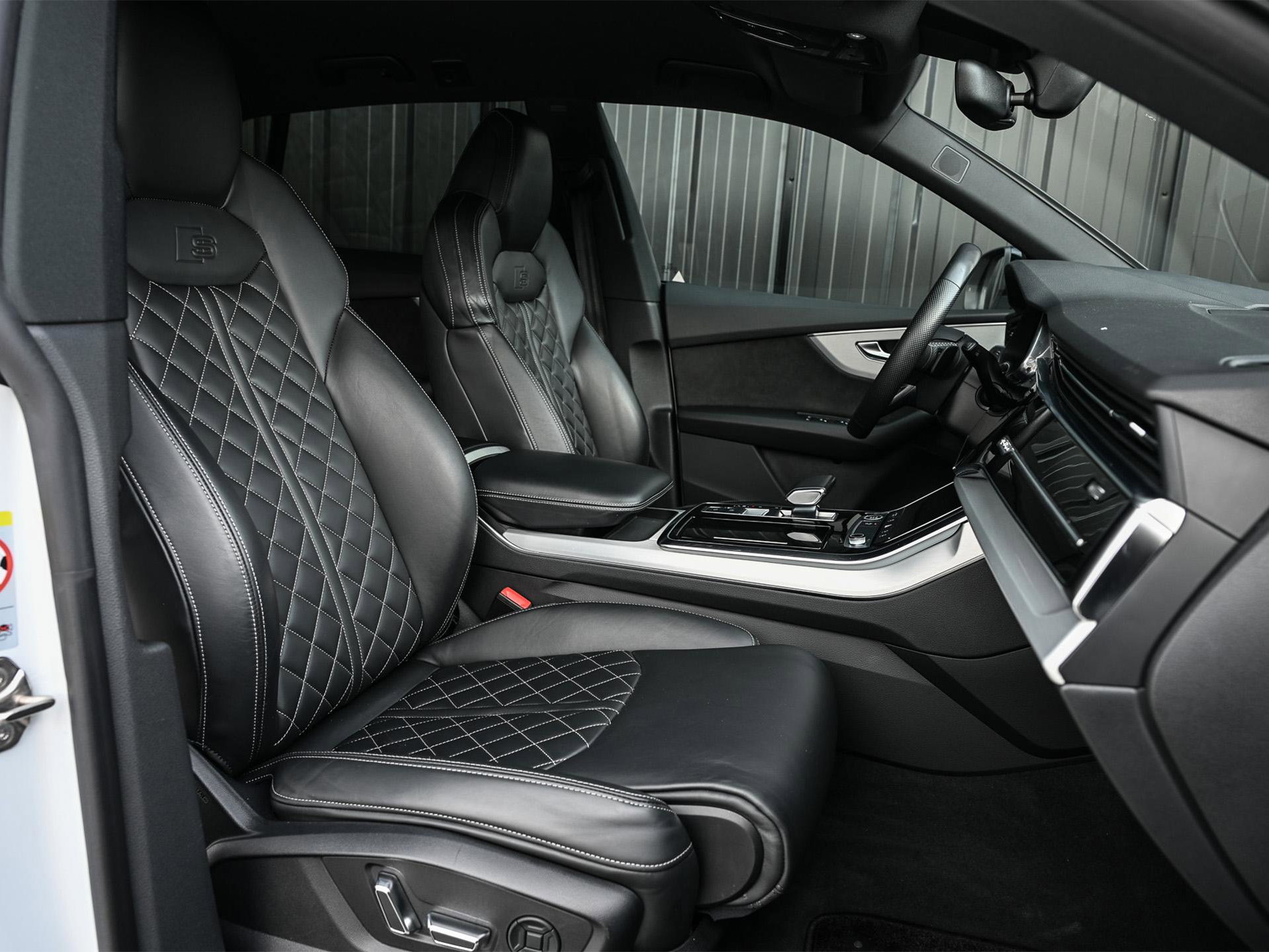 Audi Q8 - 1