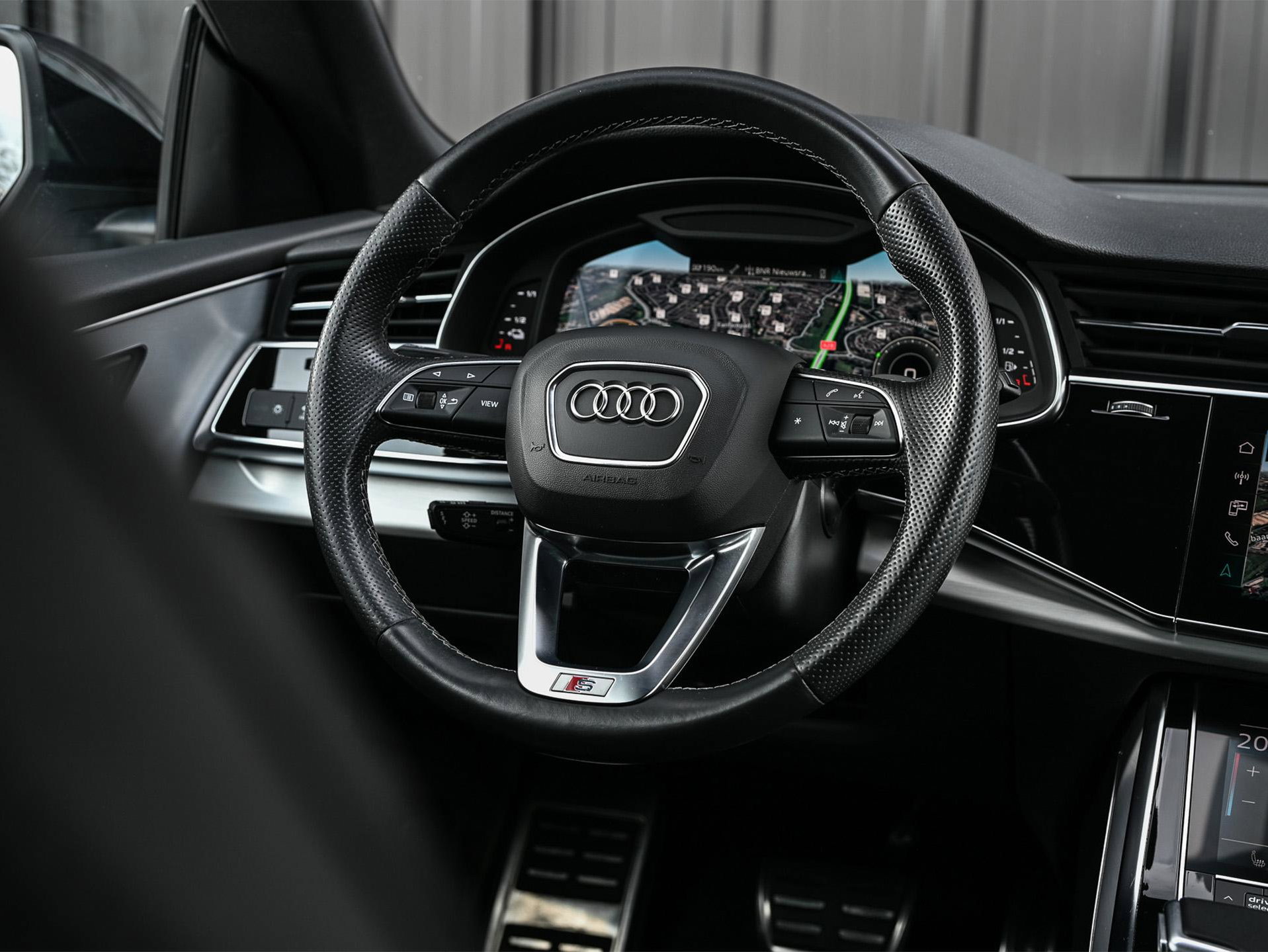 Audi Q8 - 34