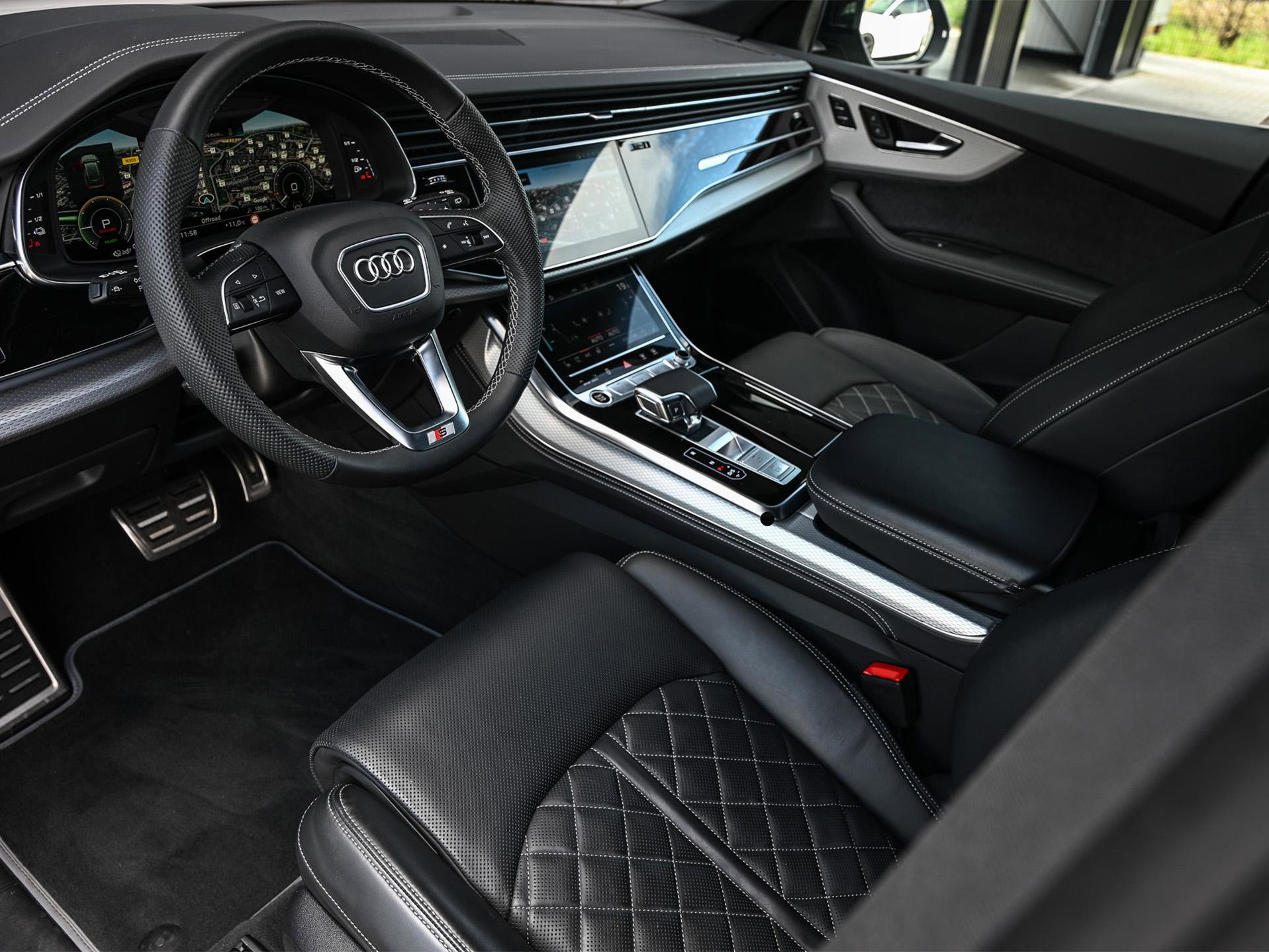 Audi Q8 - 15