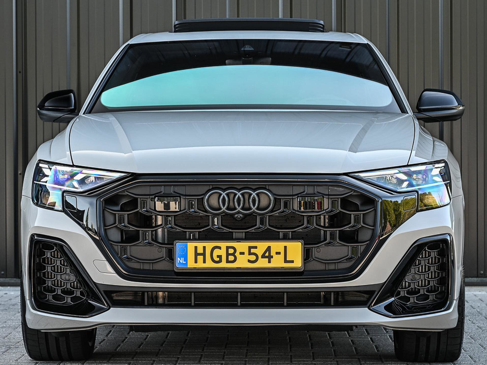 Audi Q8 - 26