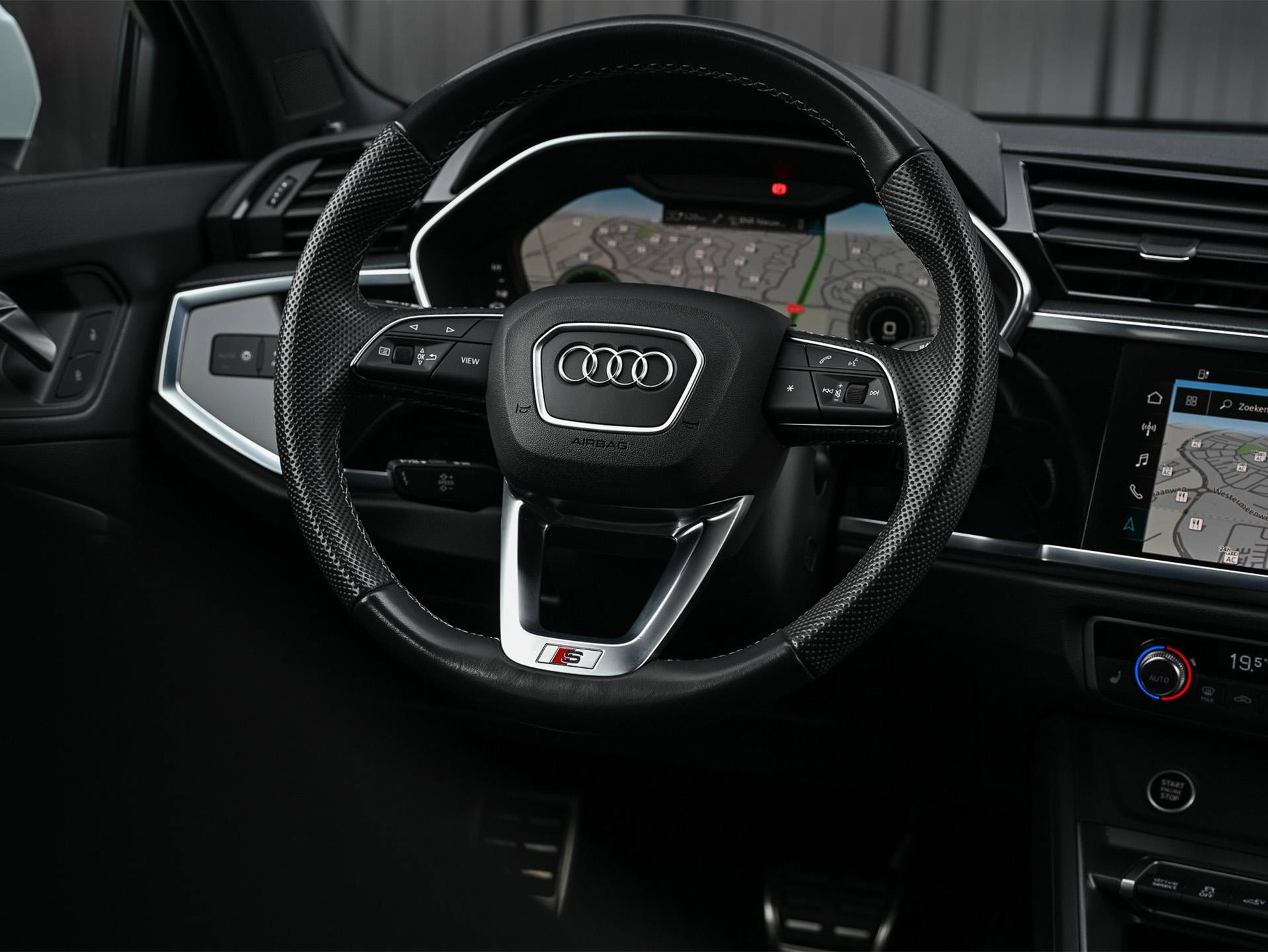 Audi Q3 Sportback - 32
