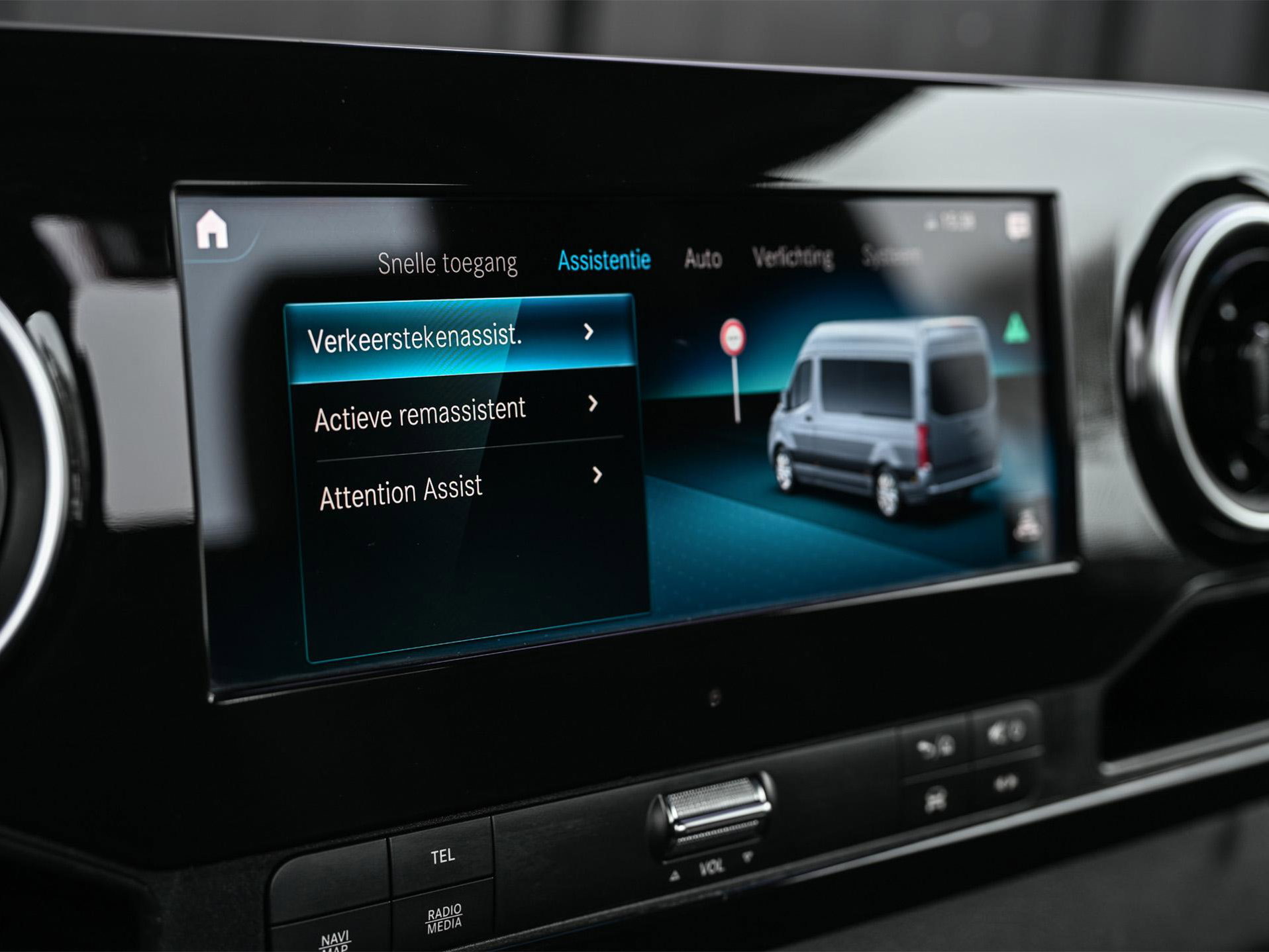 Mercedes-Benz Sprinter - 15