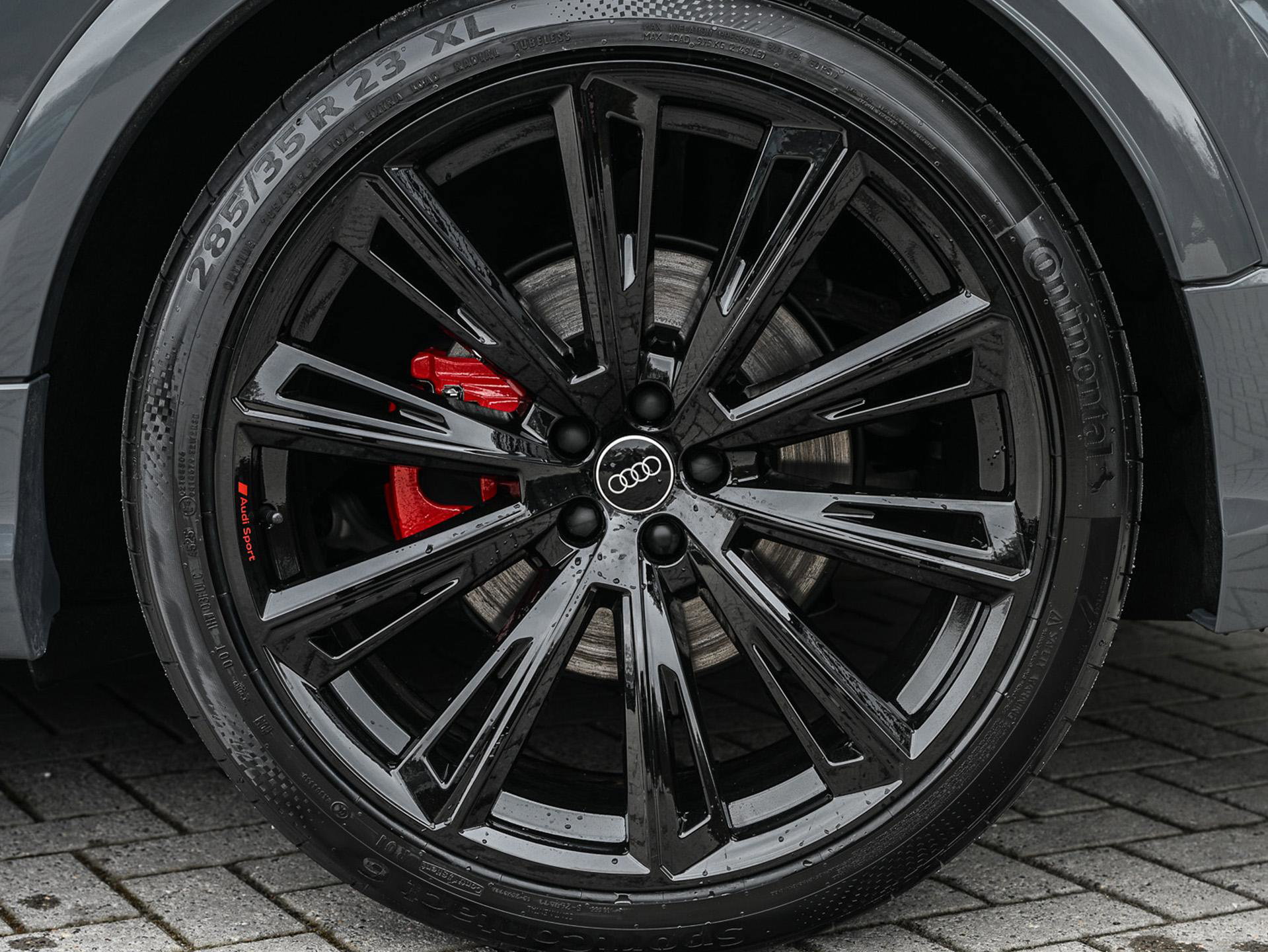 Audi Q8 - 9