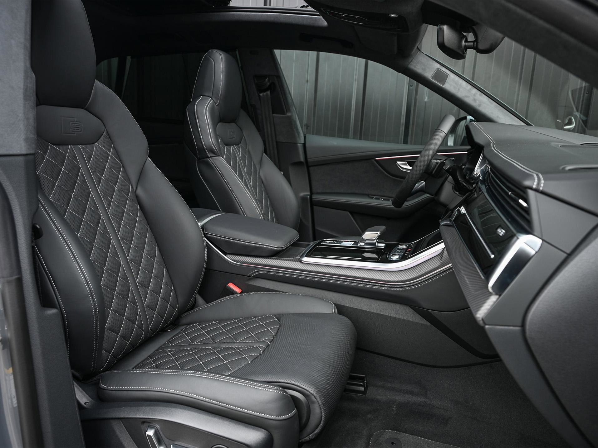 Audi Q8 - 1