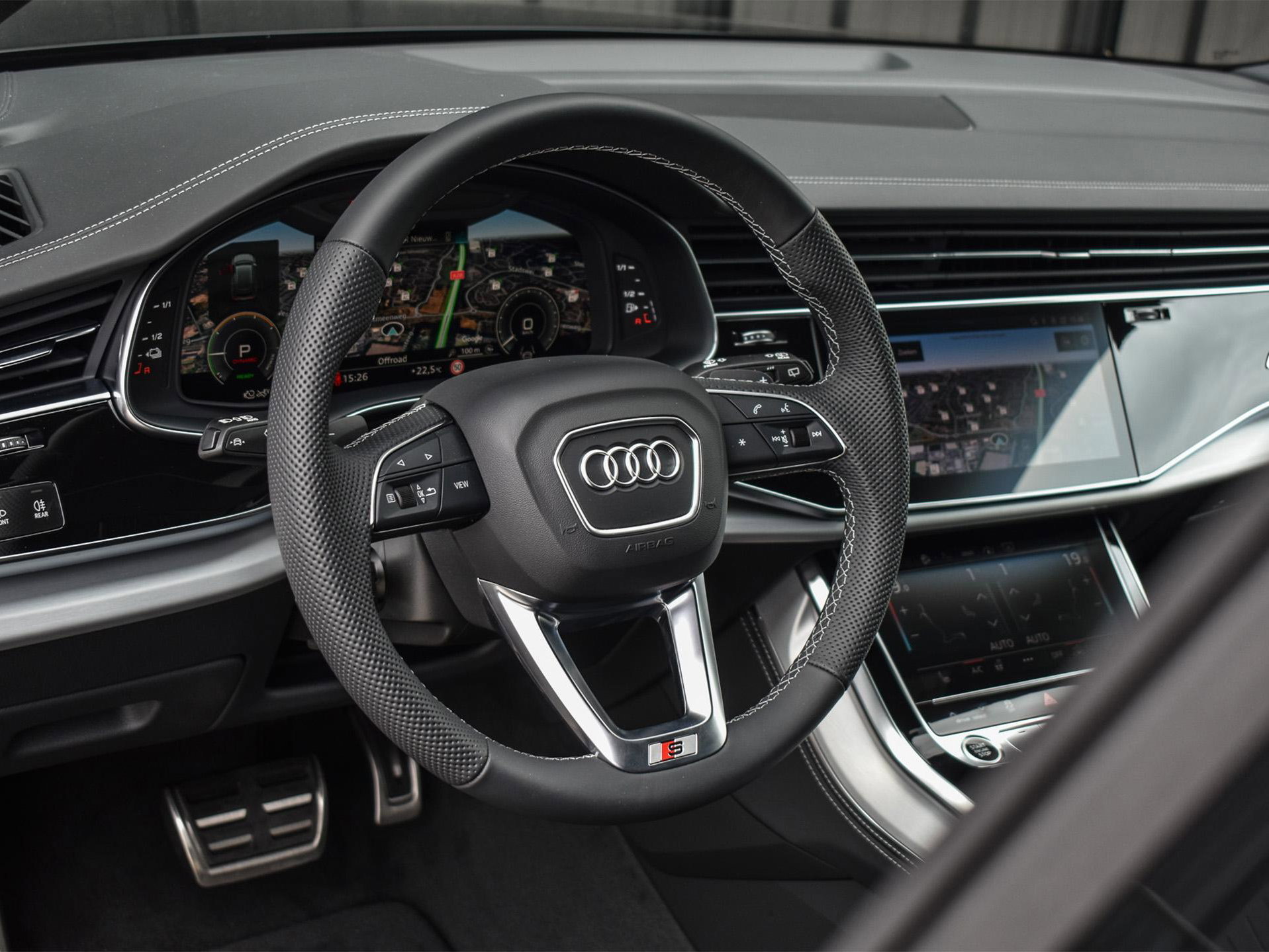 Audi Q8 - 33