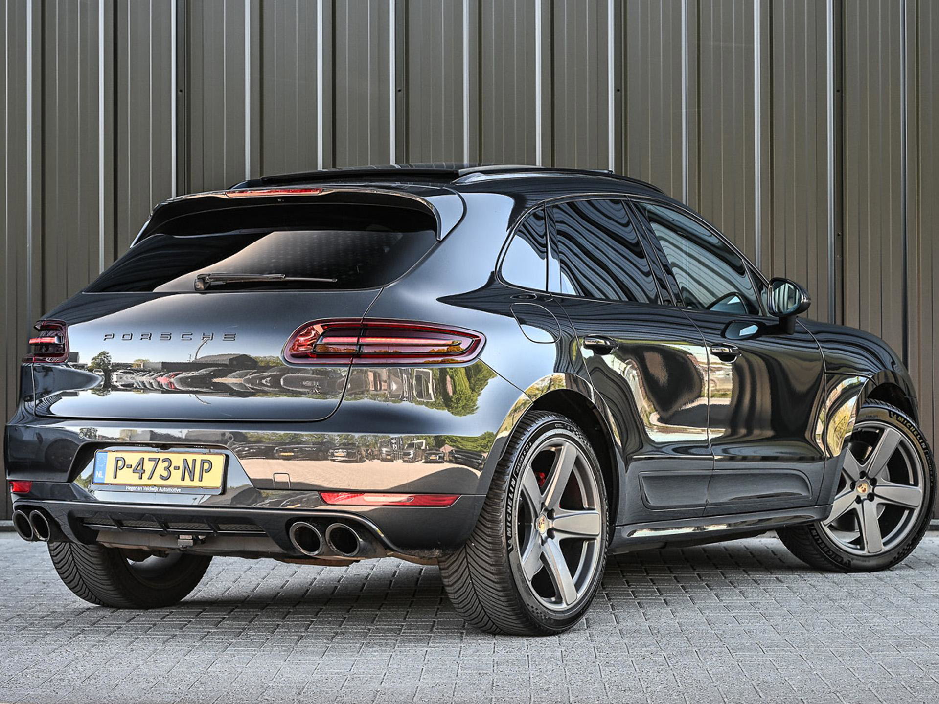 Porsche Macan - 2