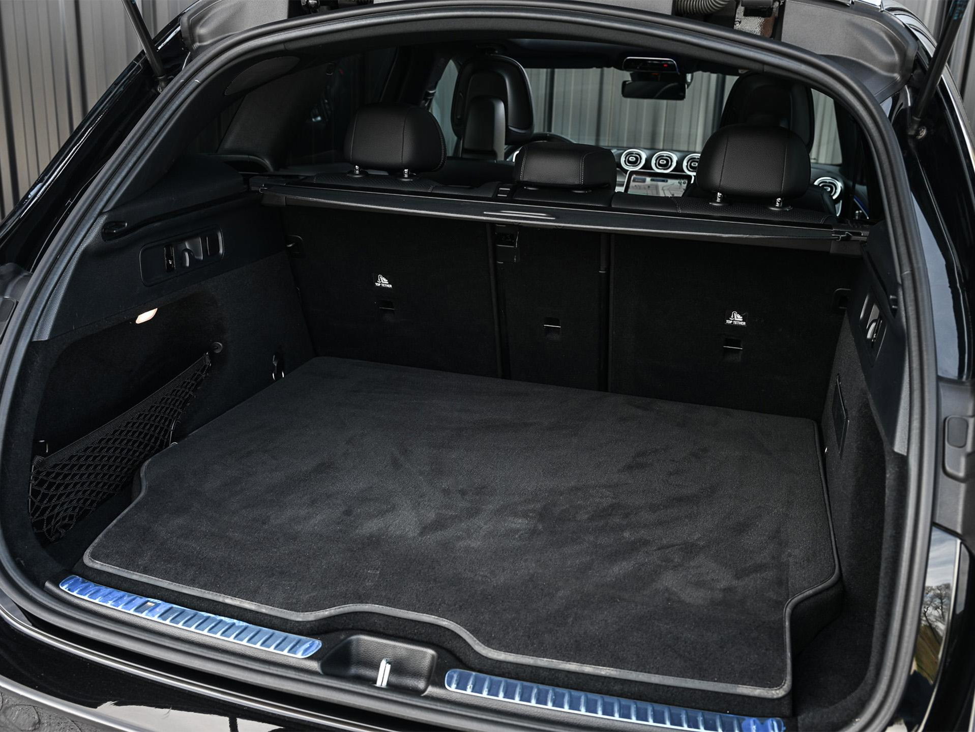 Mercedes-Benz GLC - 48