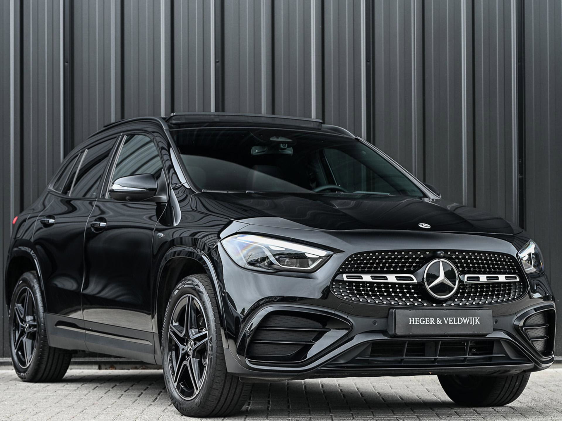 Mercedes-Benz GLA - 45