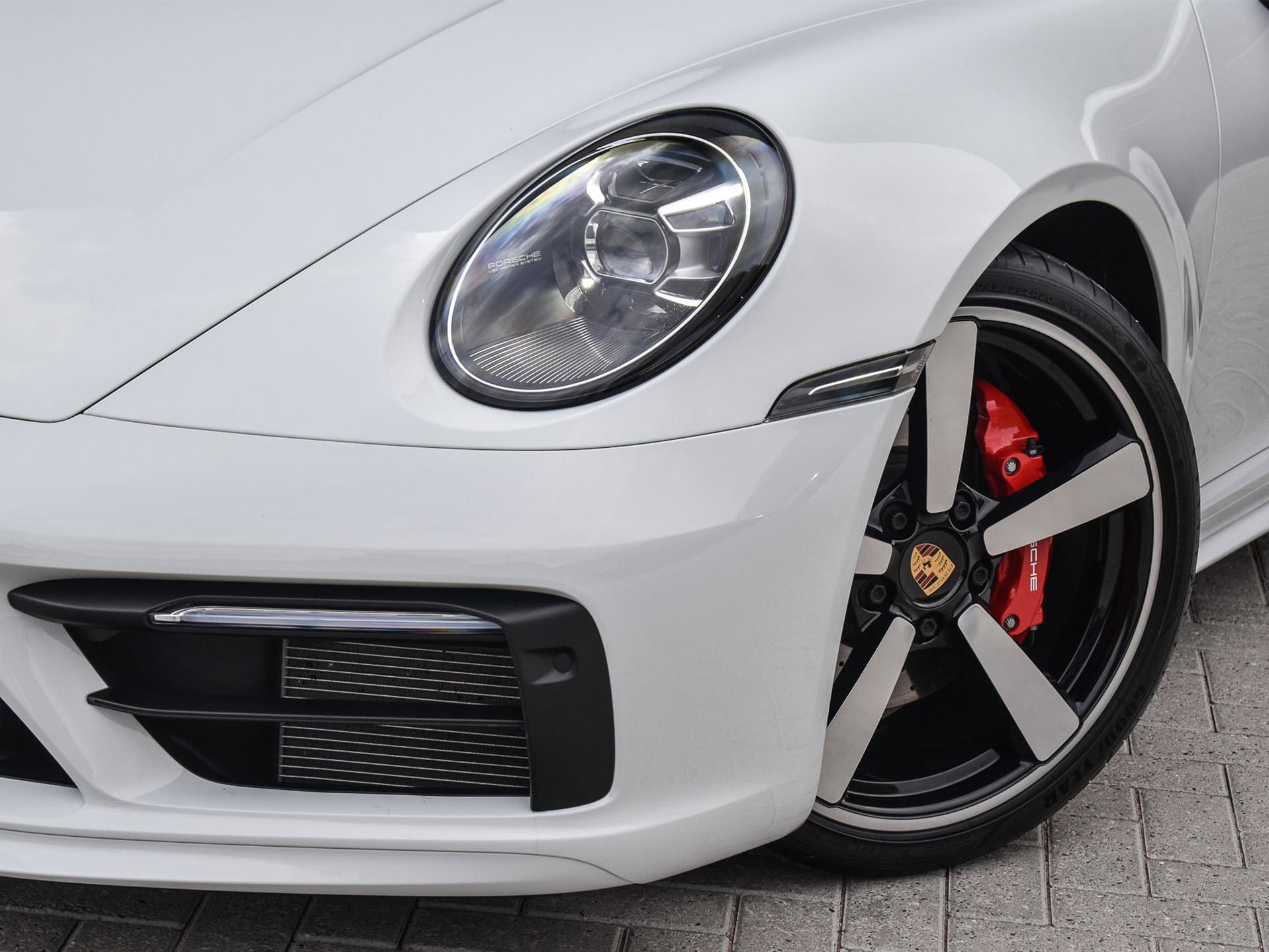 Porsche 911 - 8