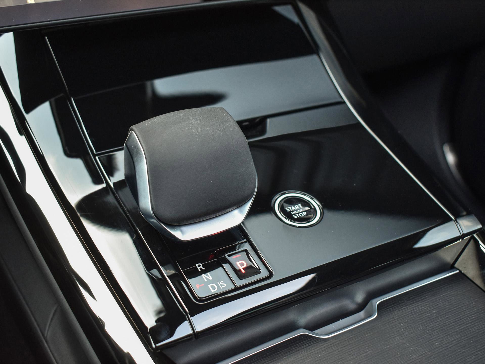 Land Rover Range Rover Sport - 48