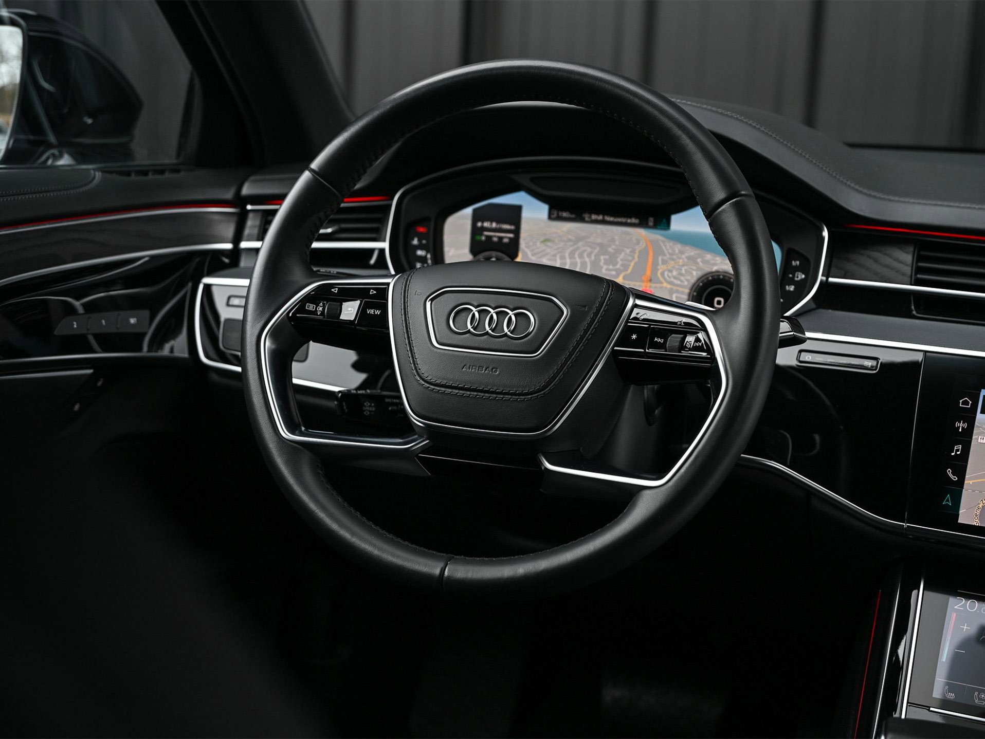 Audi A8 - 43