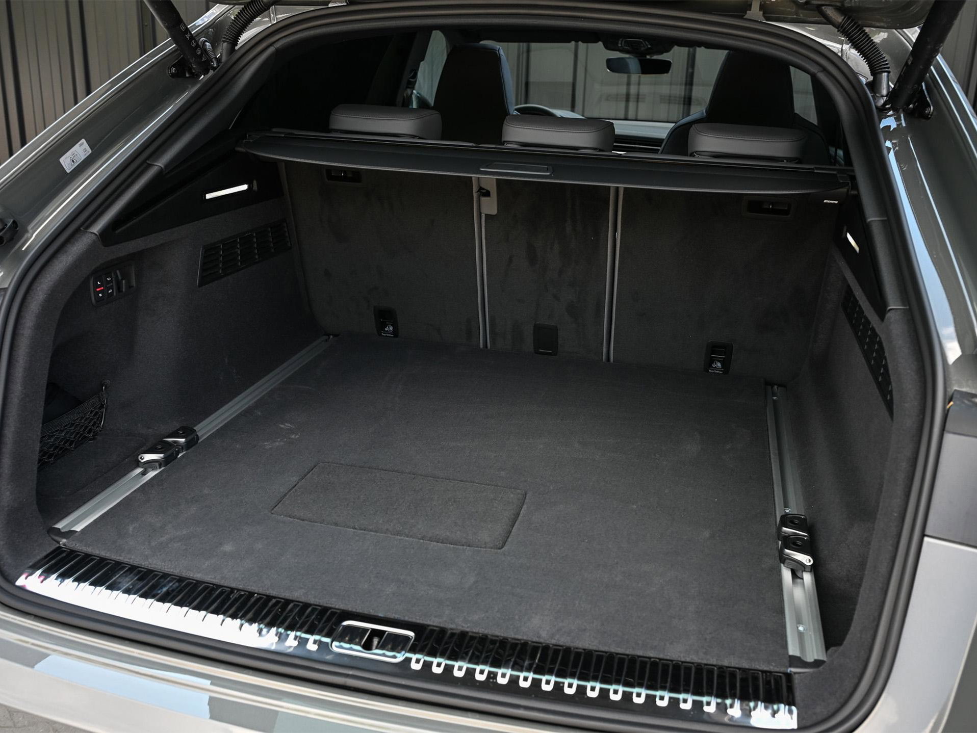 Audi Q8 - 57