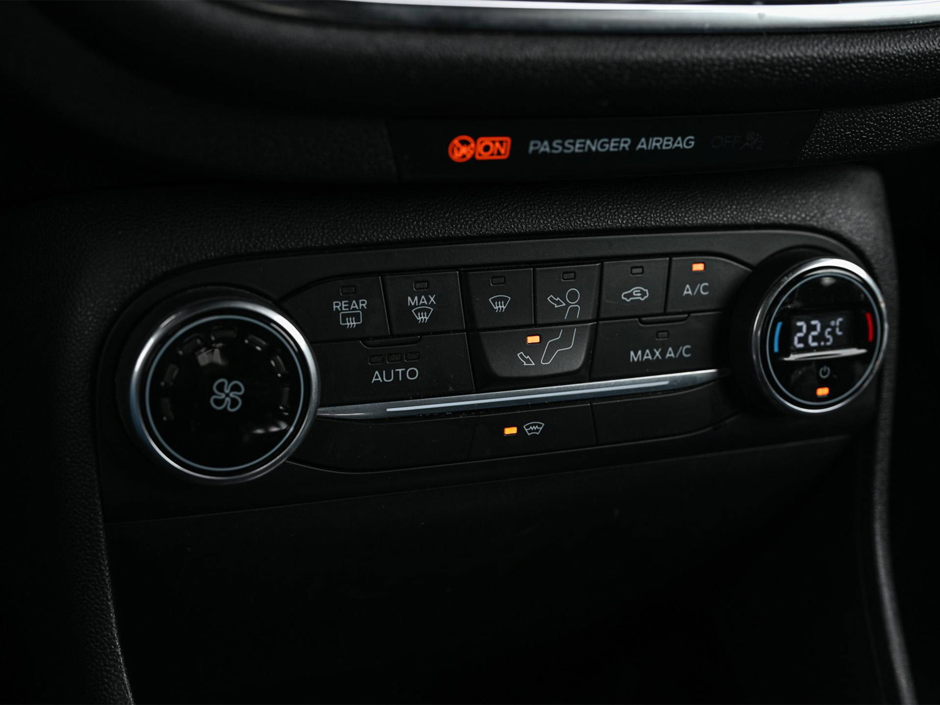 Ford Fiesta - 24