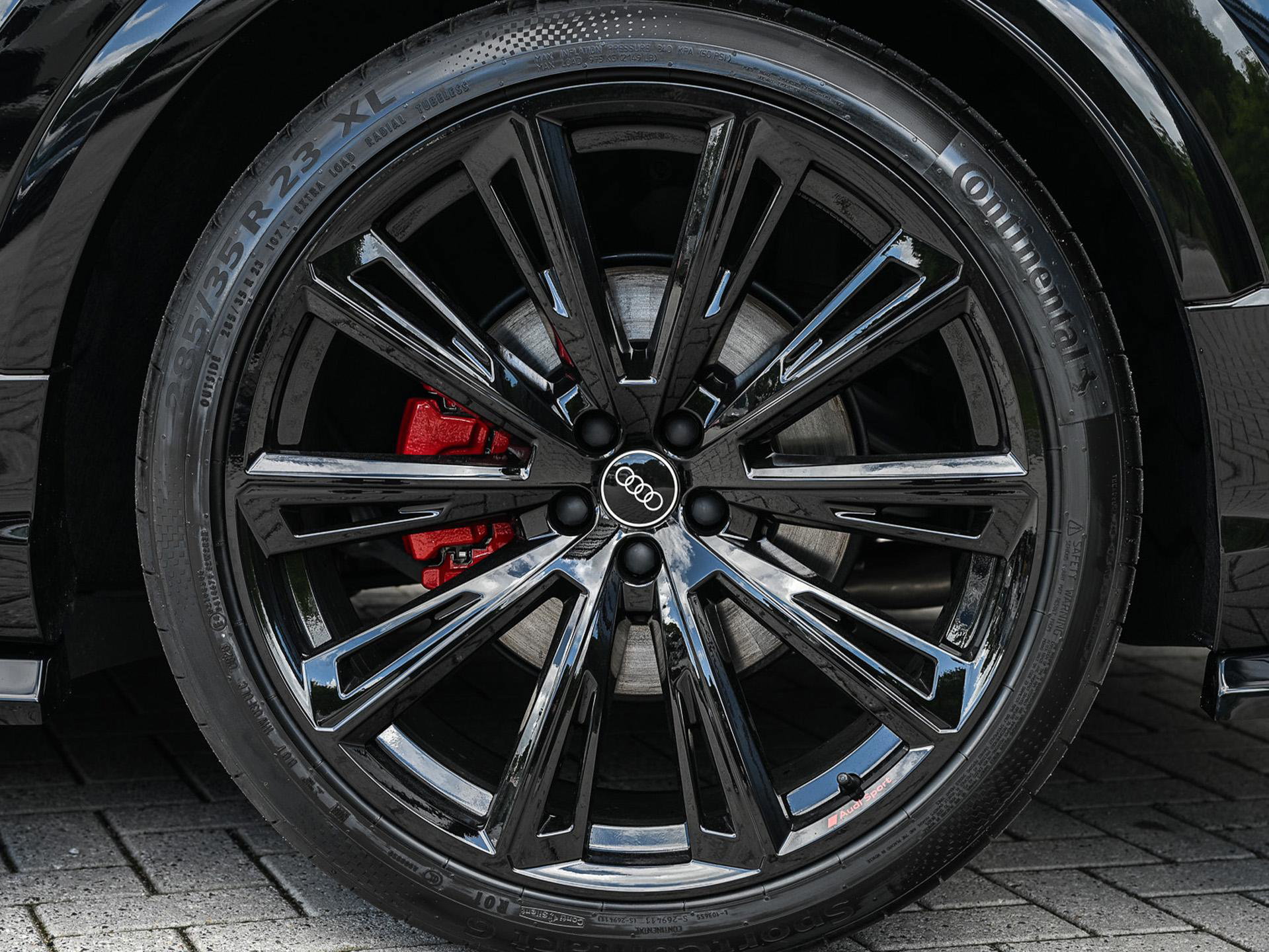 Audi Q8 - 9