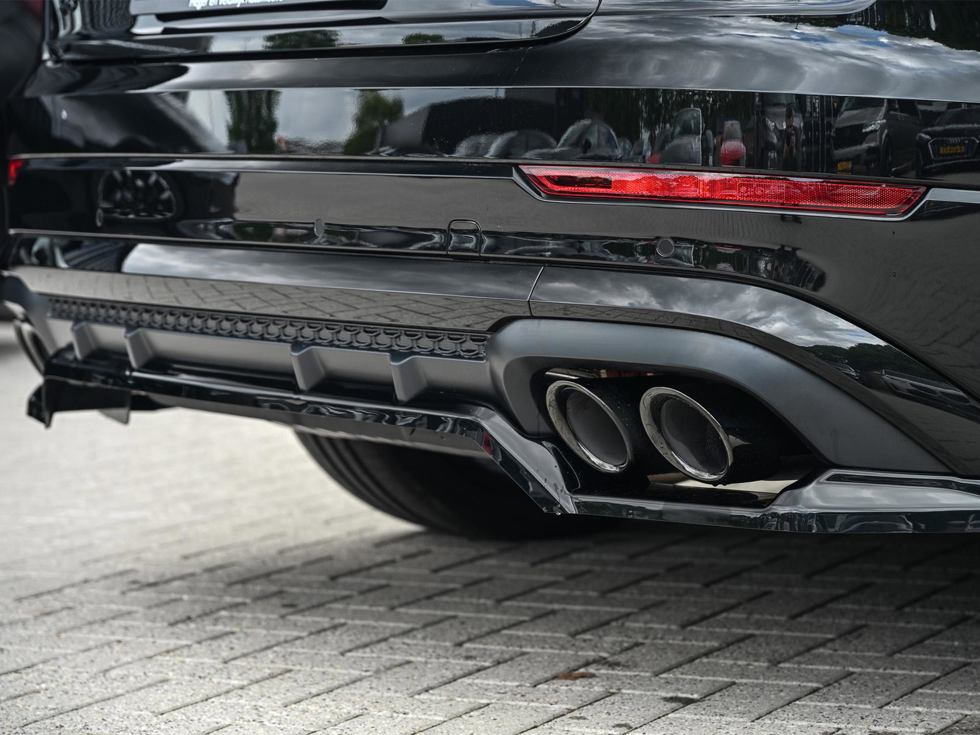 Audi Q8 - 10