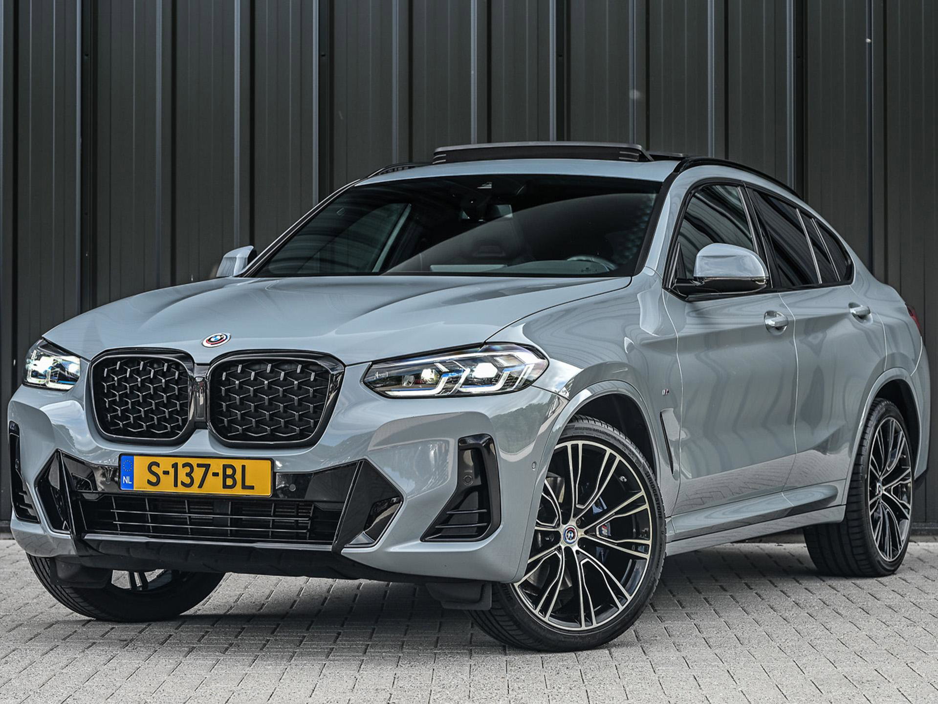 BMW X4 - 0
