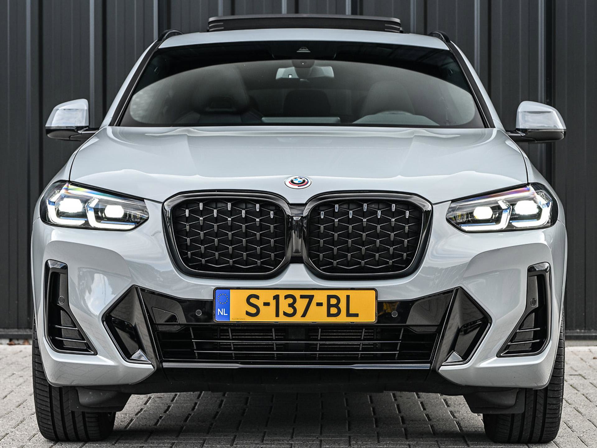 BMW X4 - 22