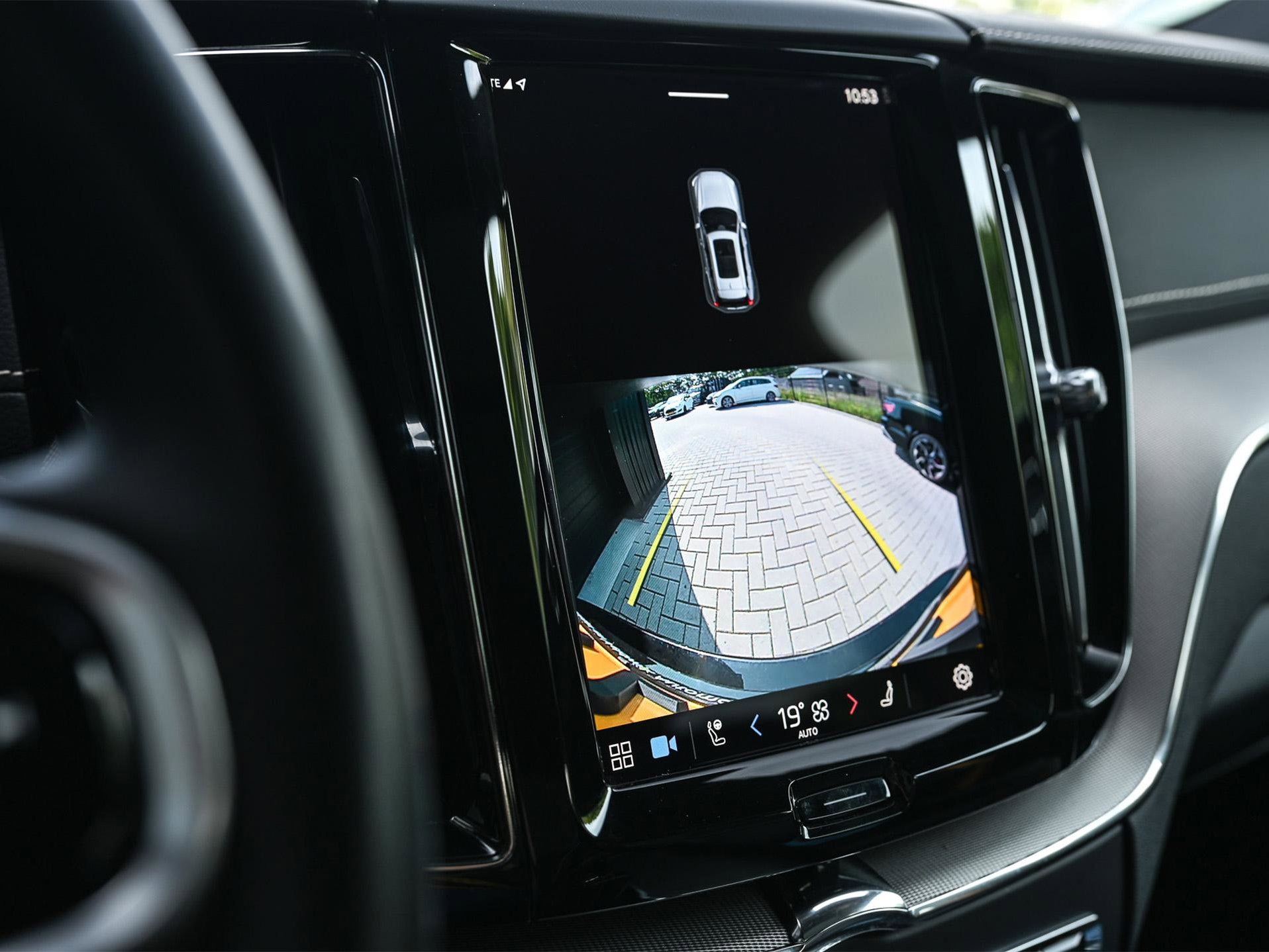 Volvo XC60 - 16
