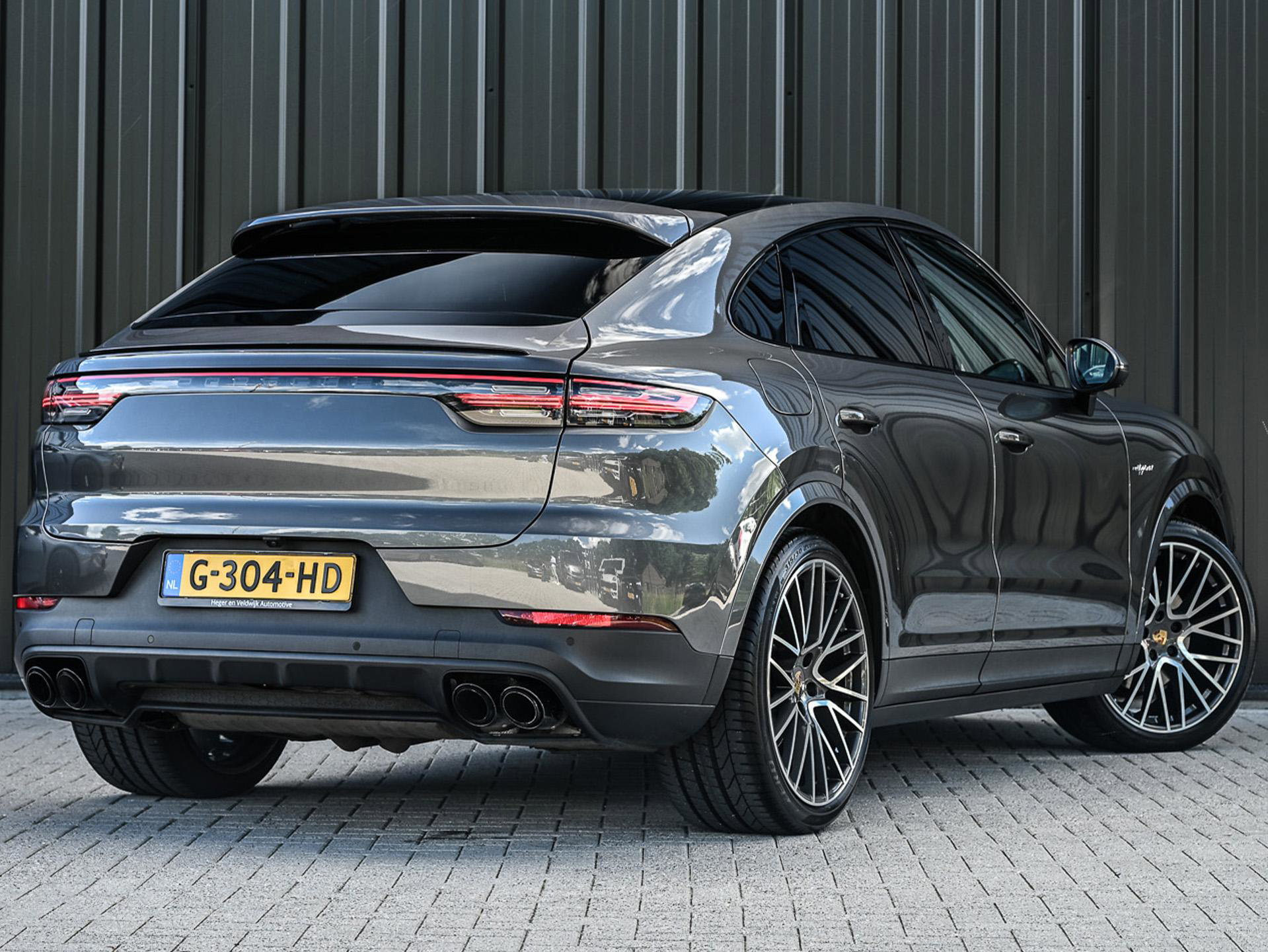 Porsche Cayenne Coupé - 2