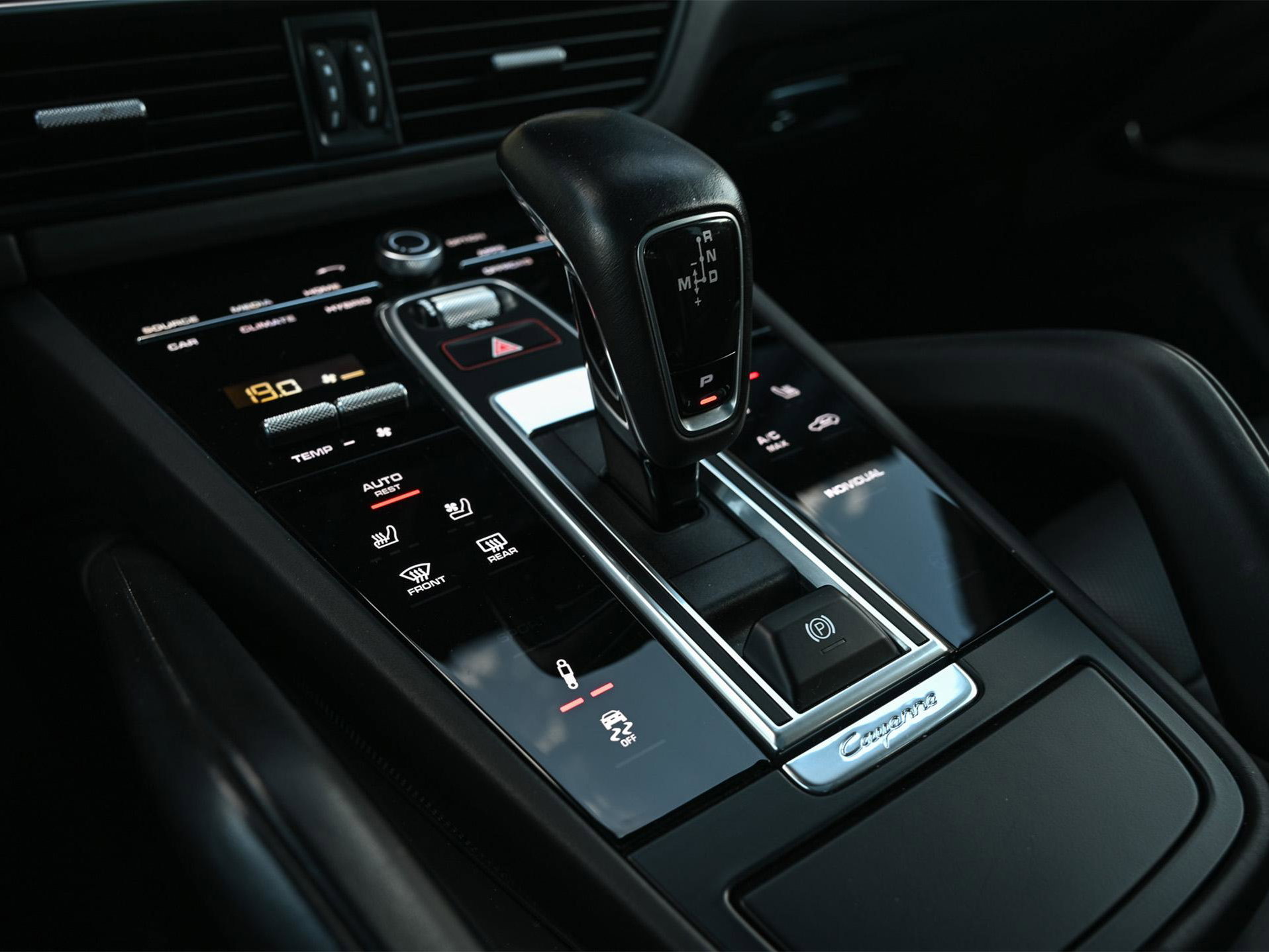 Porsche Cayenne Coupé - 40