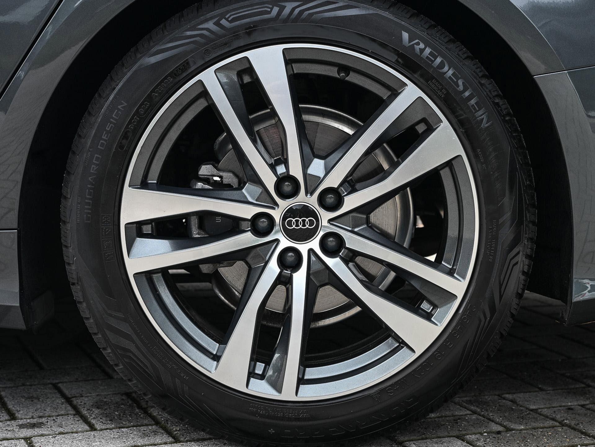 Audi A6 - 8