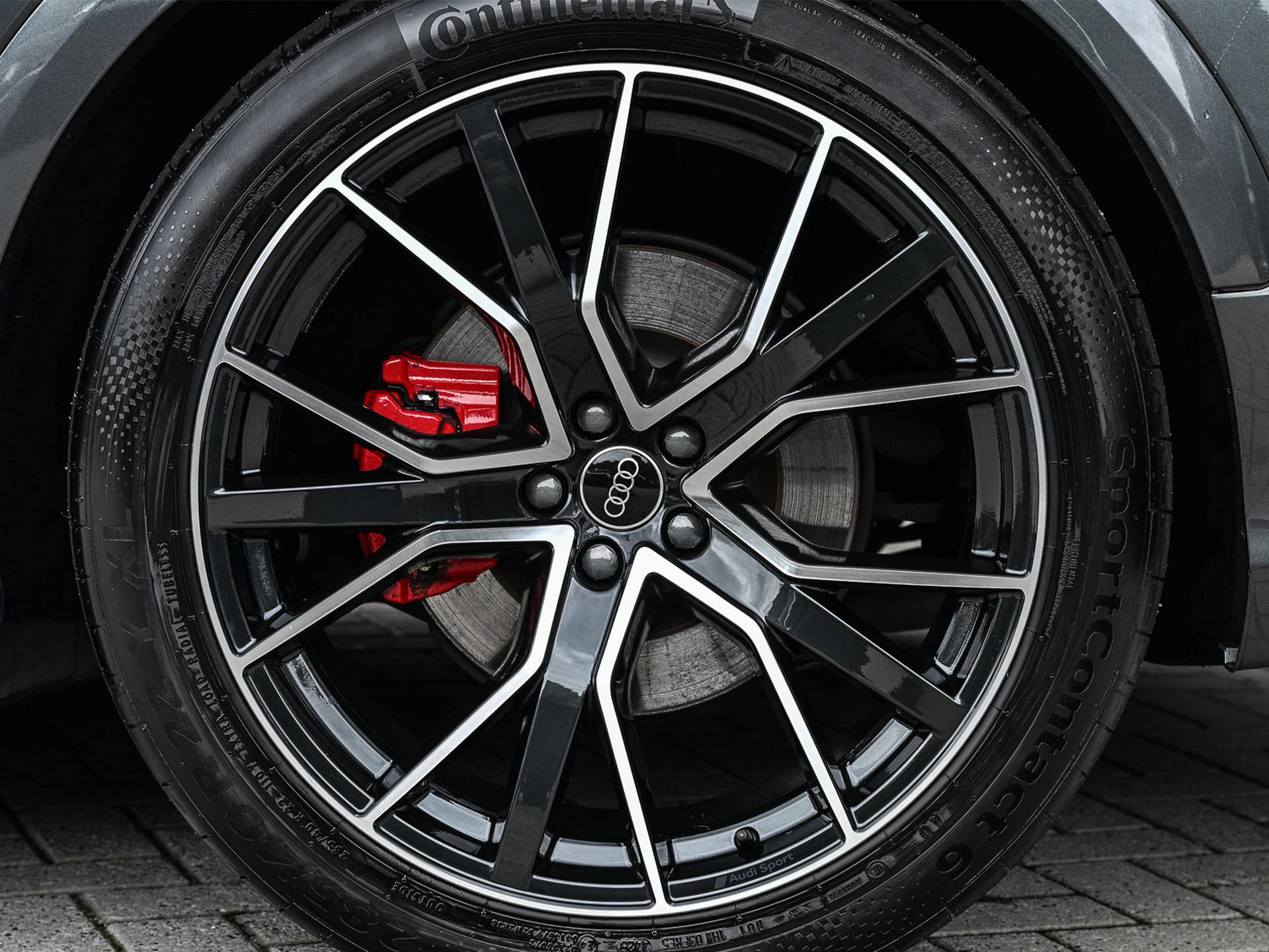 Audi Q8 - 9