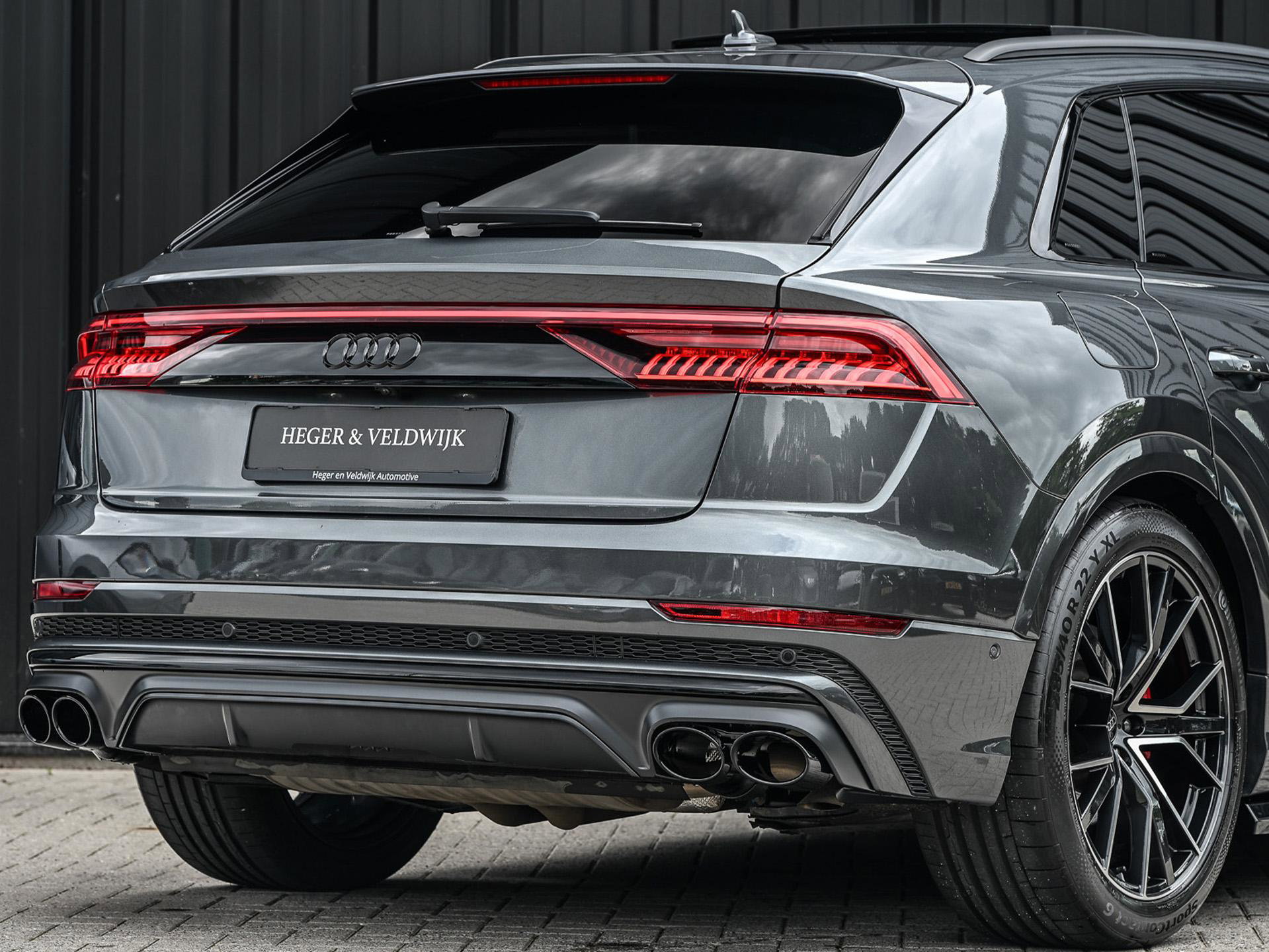Audi Q8 - 32
