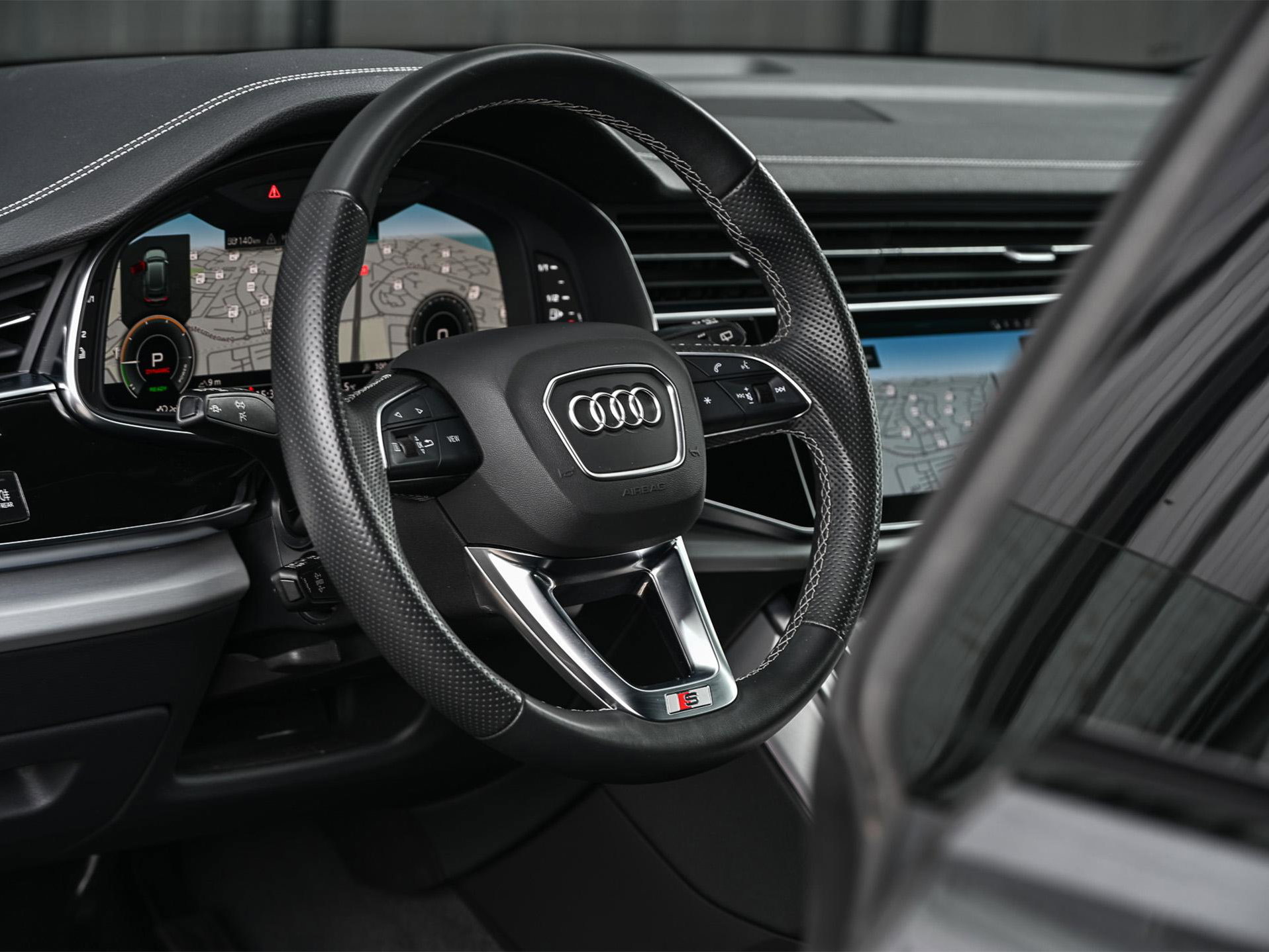 Audi Q8 - 34