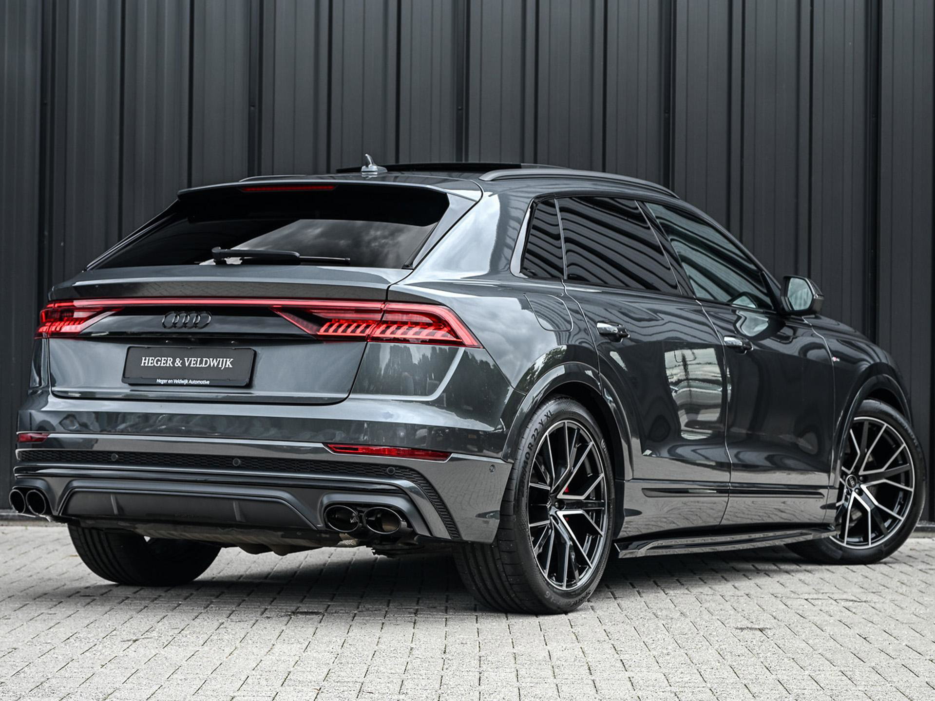 Audi Q8 - 2