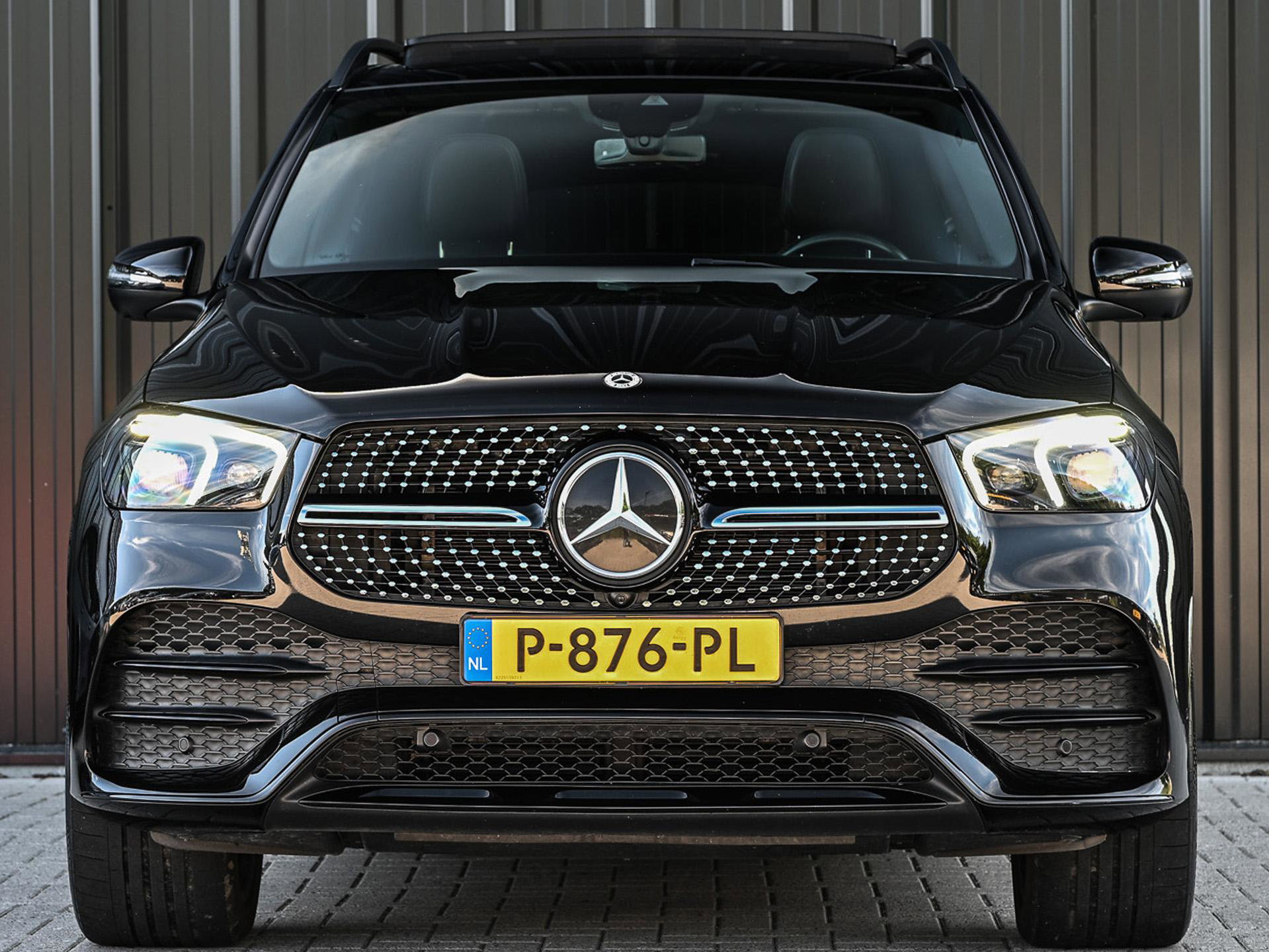 Mercedes-Benz GLE - 23