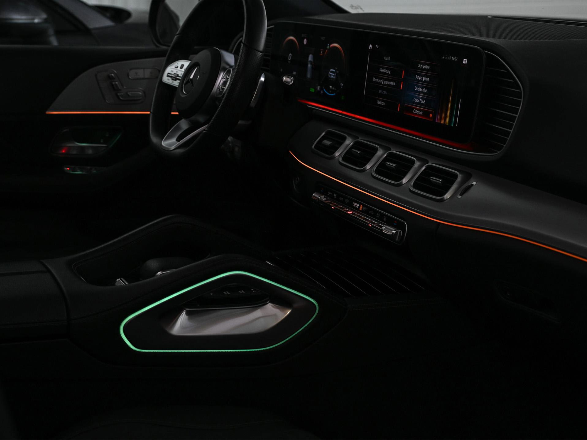Mercedes-Benz GLE - 29