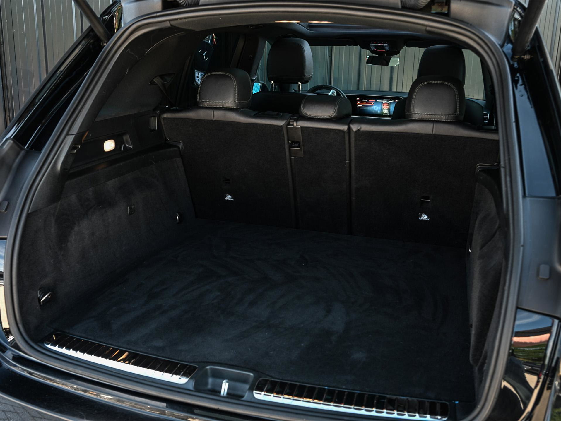 Mercedes-Benz GLE - 36