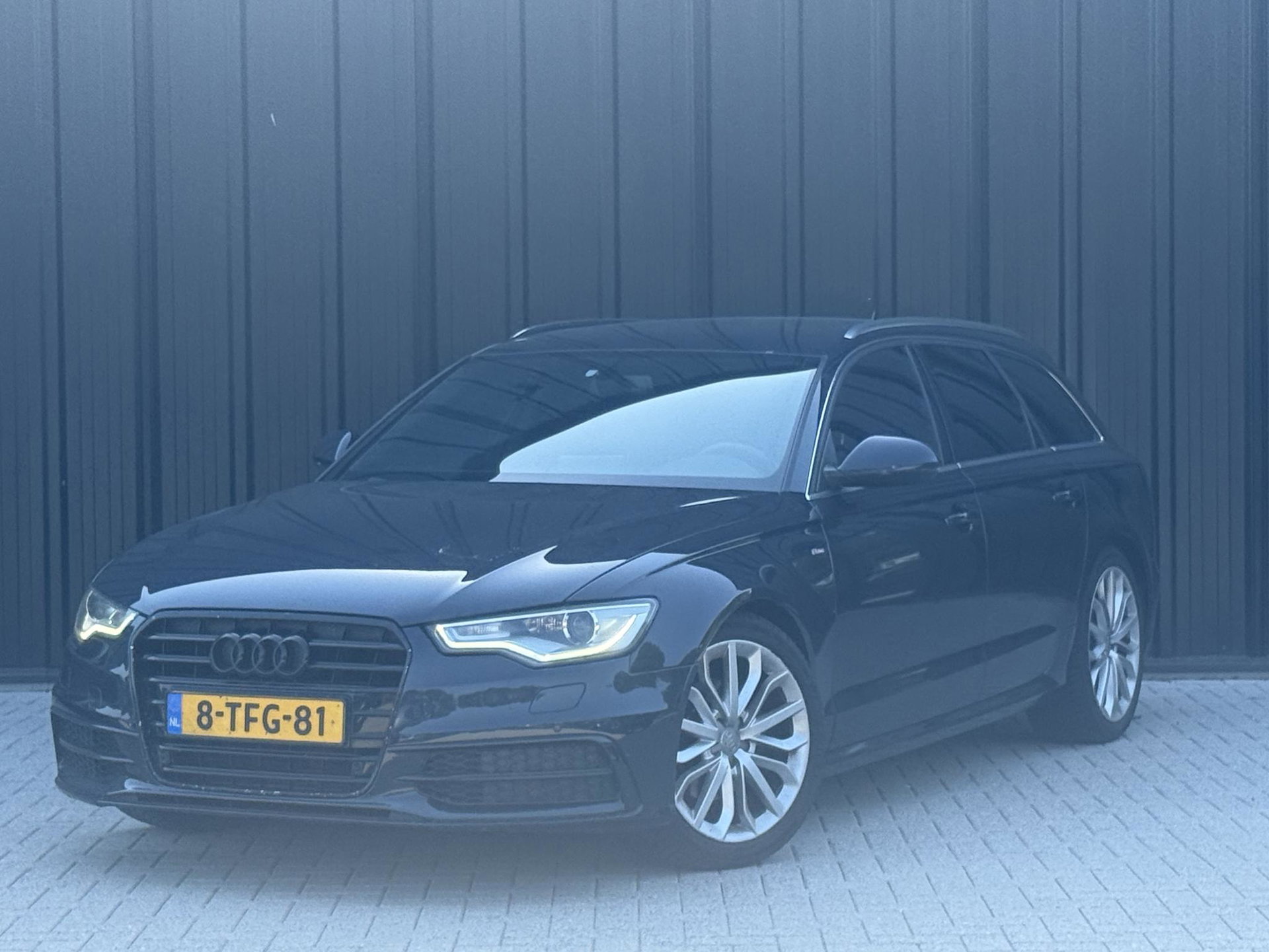 Audi A6 - 0