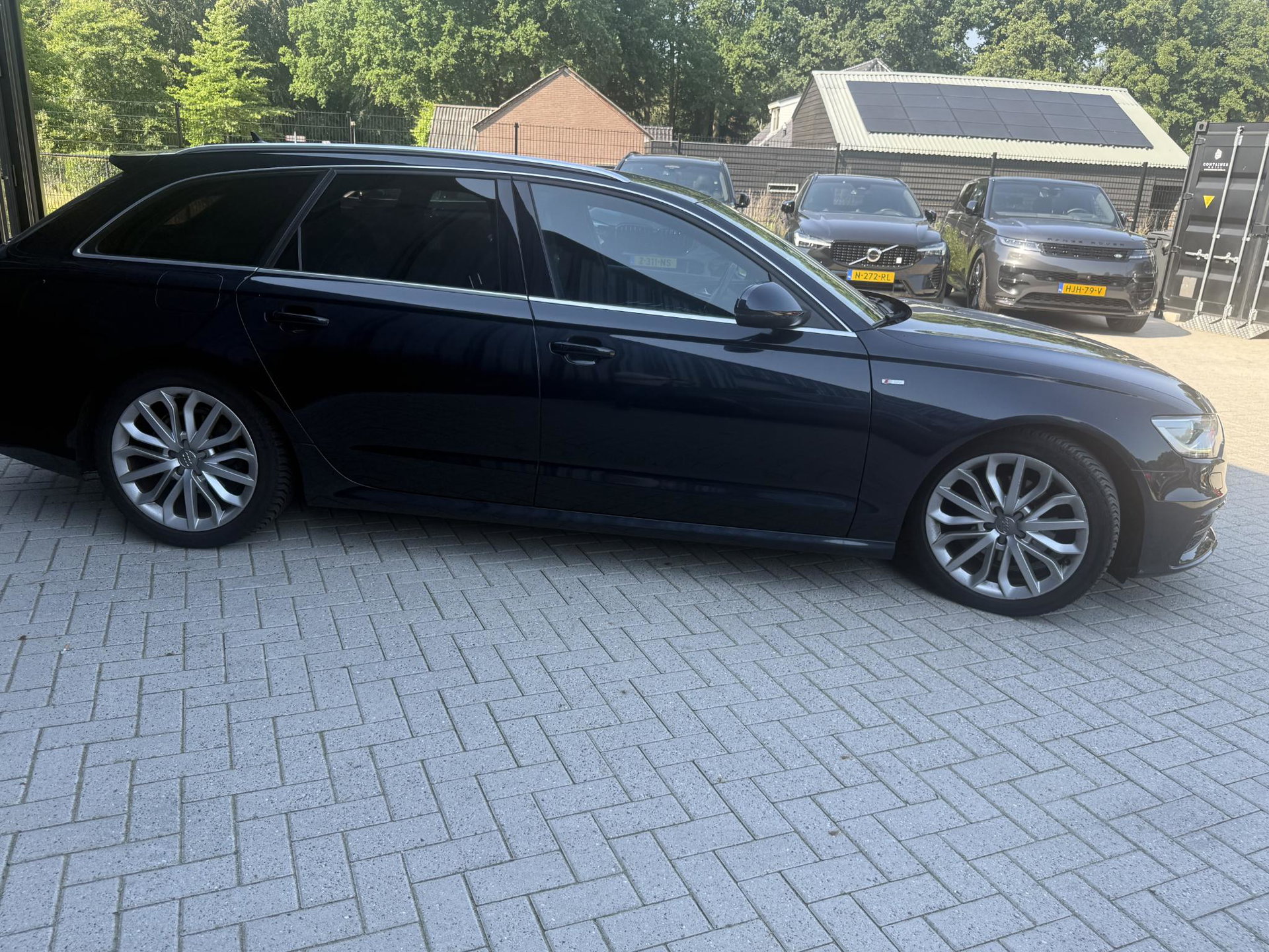 Audi A6 - 4