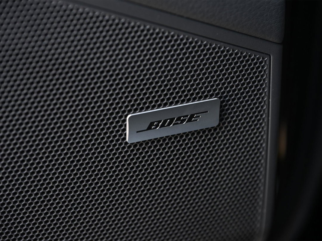 BOSE Surround-Sound-System