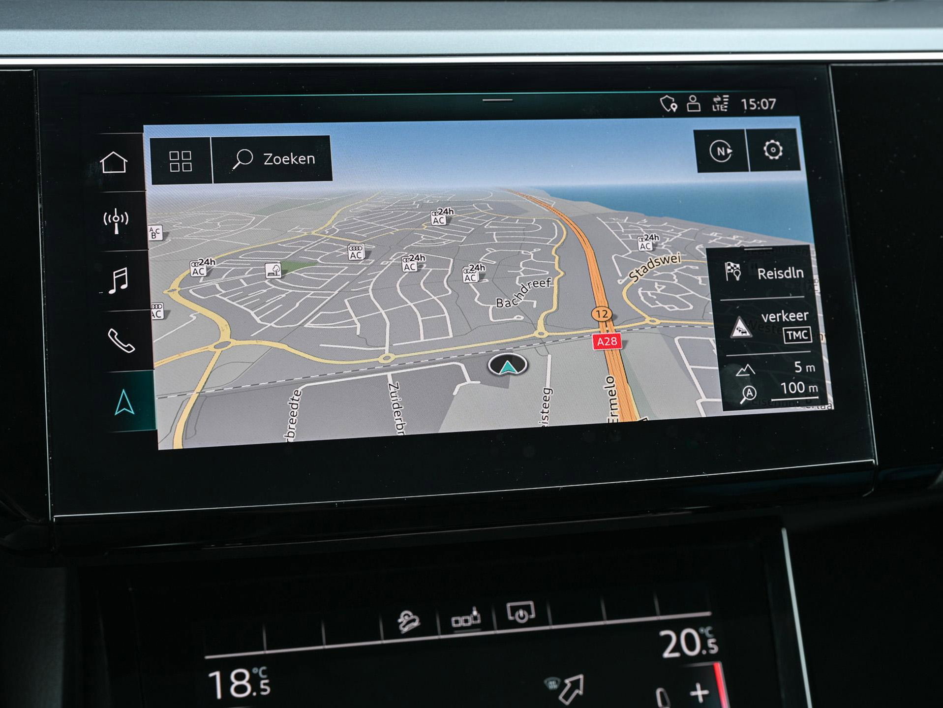 Audi e-tron - 21